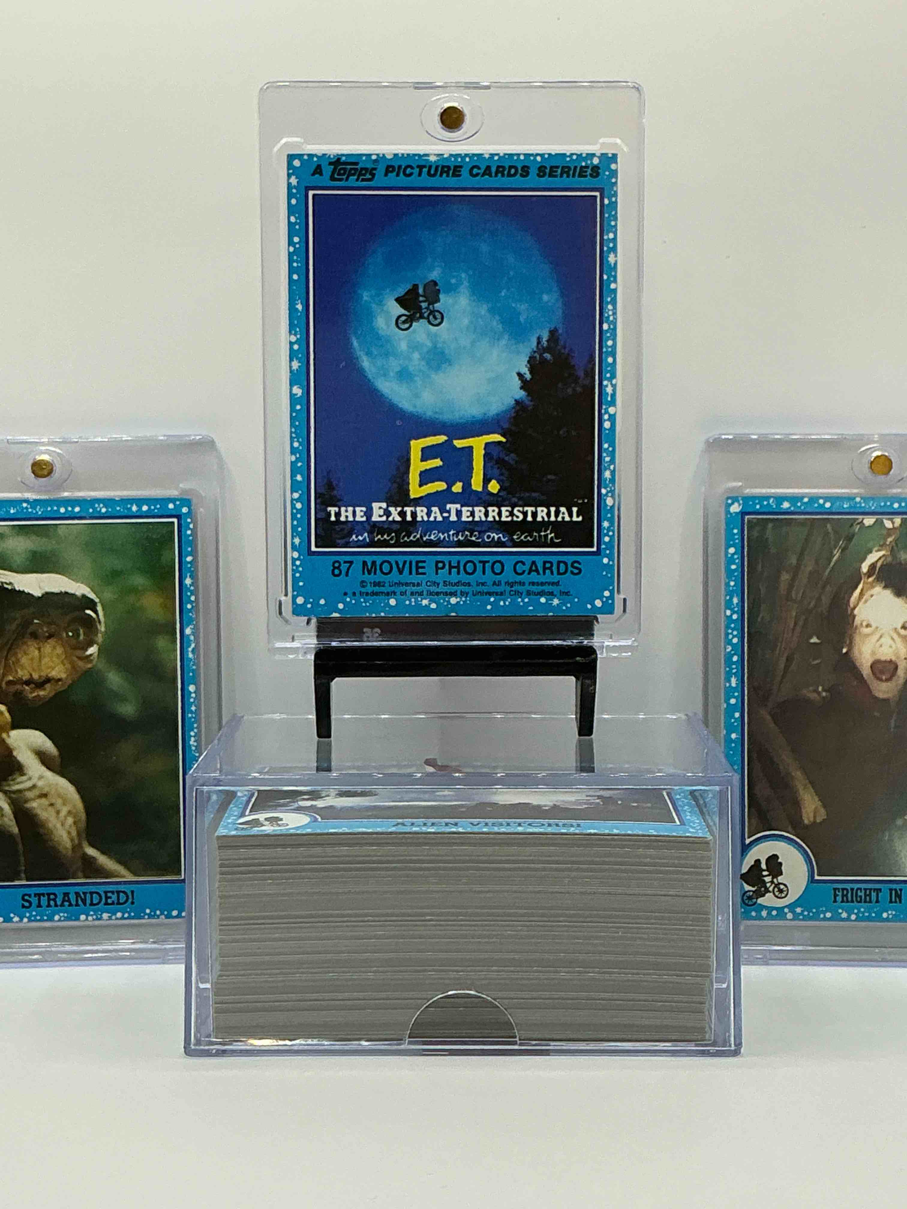 1982 e.t. genuine movie wow! complete 1982 original e.t. the extra terrestrial movie card set, excellent condition! all 87 cards included! your chance to own a rare, authentic e.t. collectible!