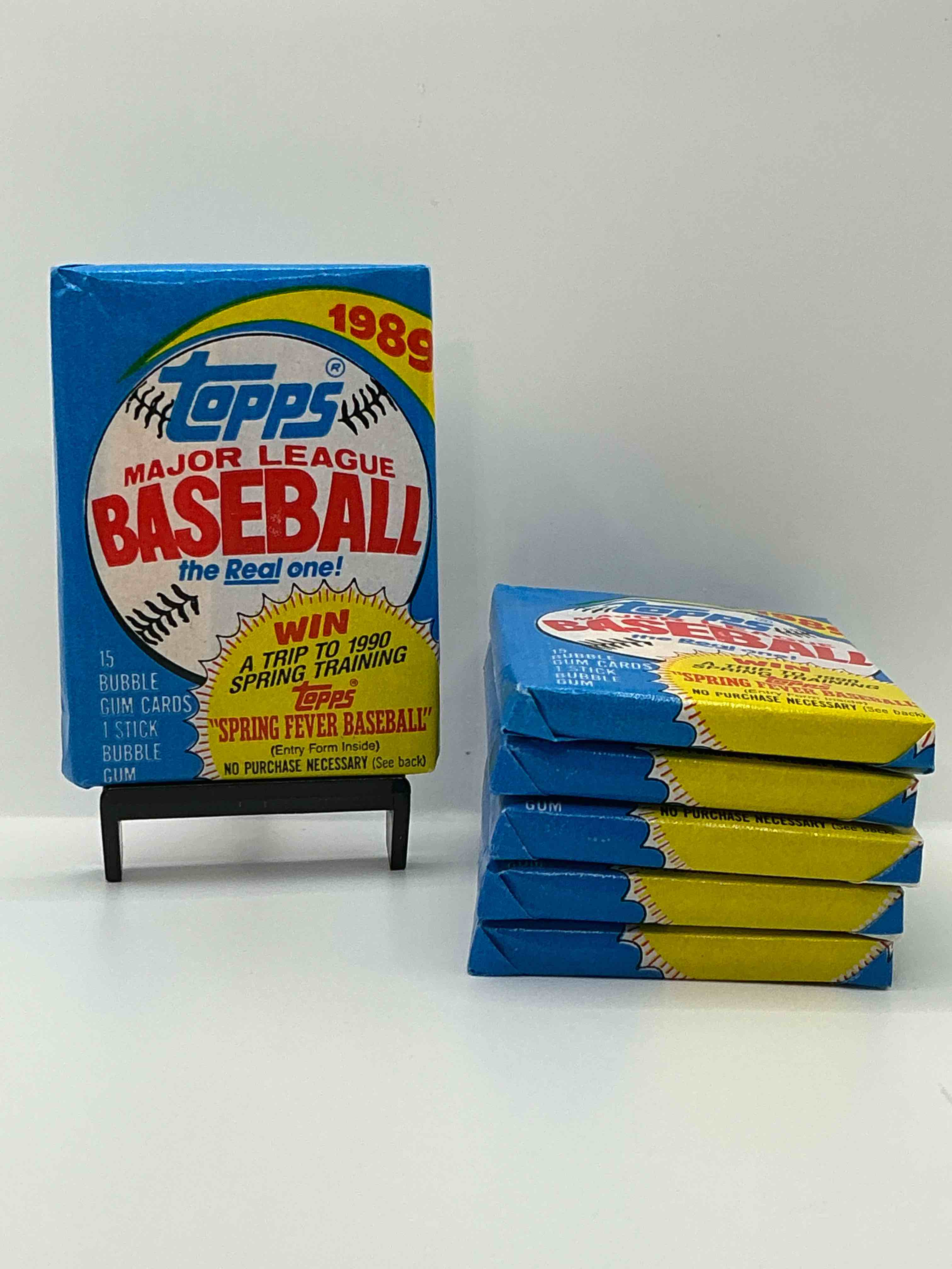 john smoltz & randy johnson rookies!? 1989 topps baseball unopened sports card wax packs! direct from original retail case! search for valuable ken griffey jr. & randy johnson rookie cards as well as valuable bo jackson