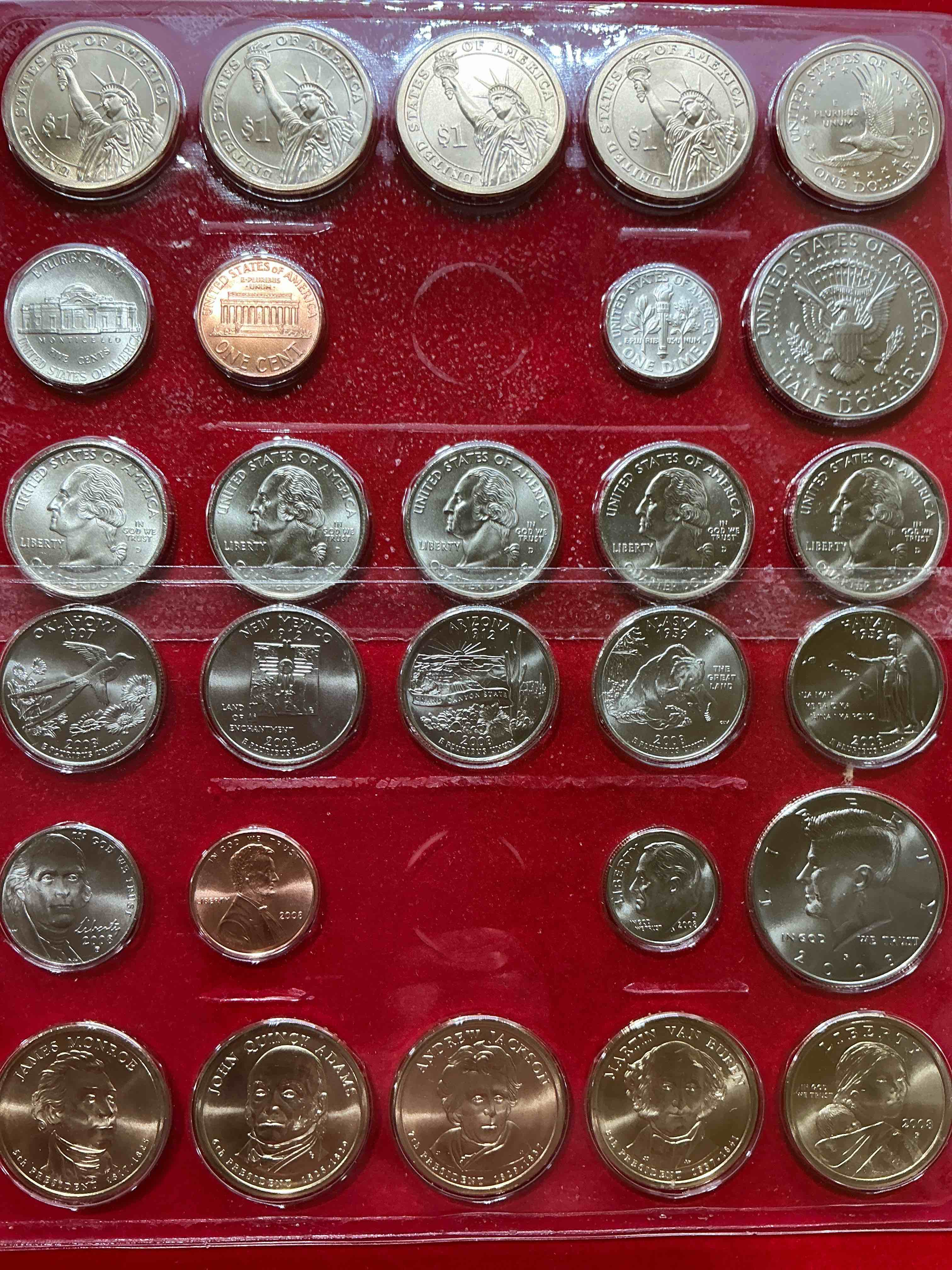 28 coin craziness! denver & philly mints! 2008 uncirculated mint set coins! includes half dollars, president dollar coins, dimes, nickels, pennies & quarters! cool coin collectible! 