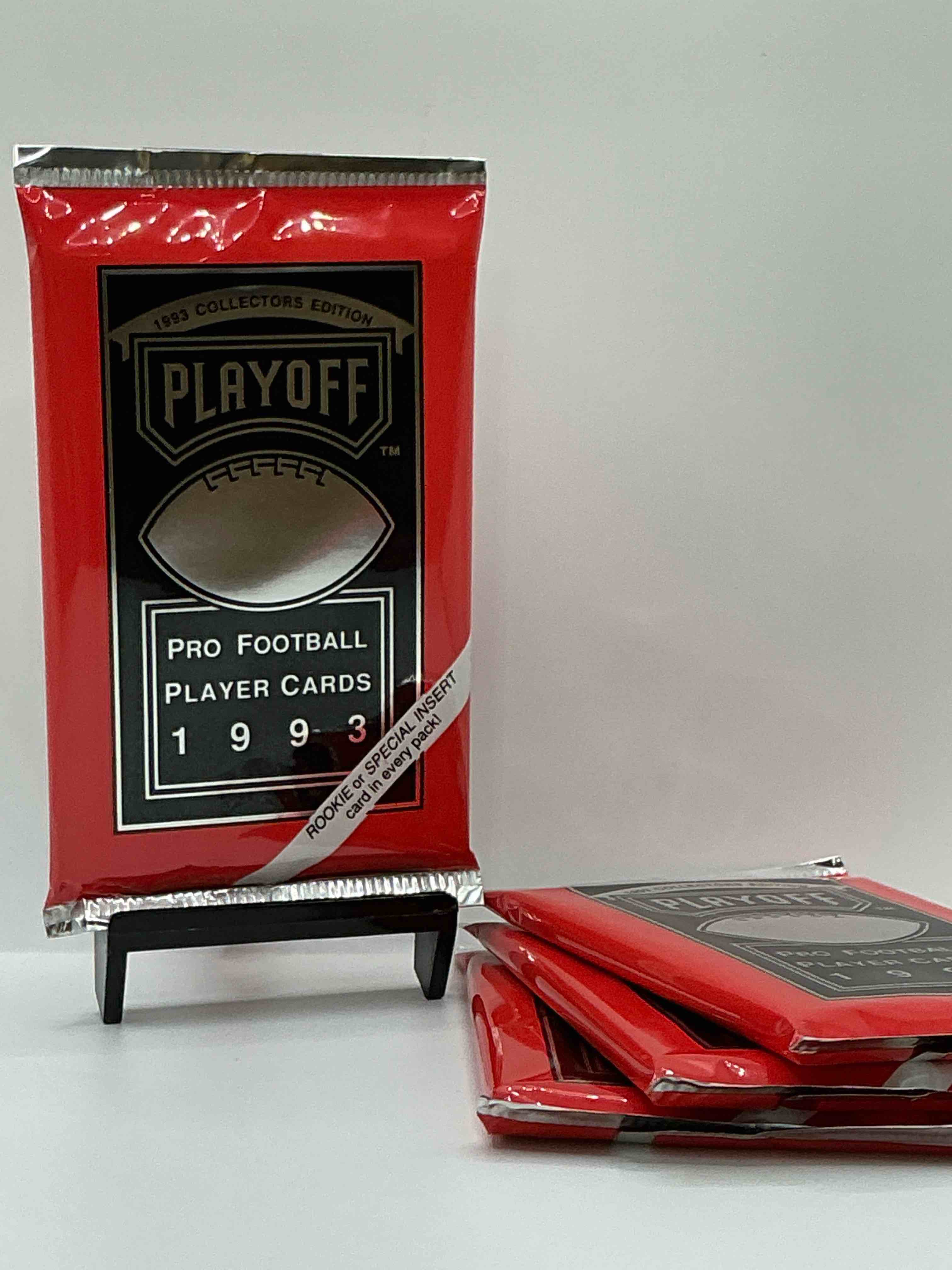 beautiful & super rare 1993 playoff football unopened packs, direct from chrome display box! these packs have at least one special insert or rookie in each pack! search for troy aikman, emmitt smith, barry sanders, jerry rice & more!