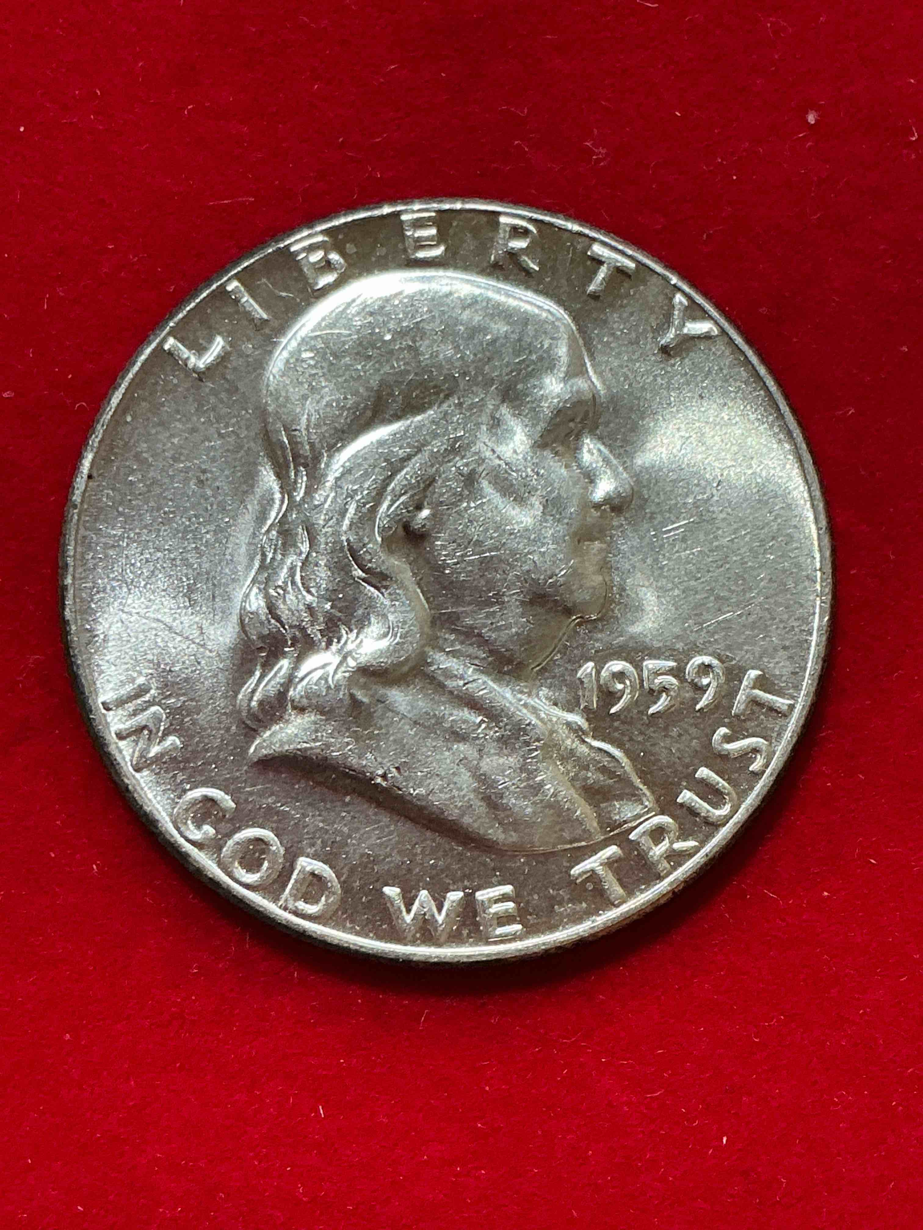 ben franklin silver! pre 1965 silver u.s. half dollar coin! before 1965 american half dollars were actually silver, here is a rare 1959 version in good condition! great for investing in precious metals! these heavy half dollars were minted at 90% silver and 10% copper, giving them a net weight of .36169 ounces of pure silver per coin! very rare in this great condition!