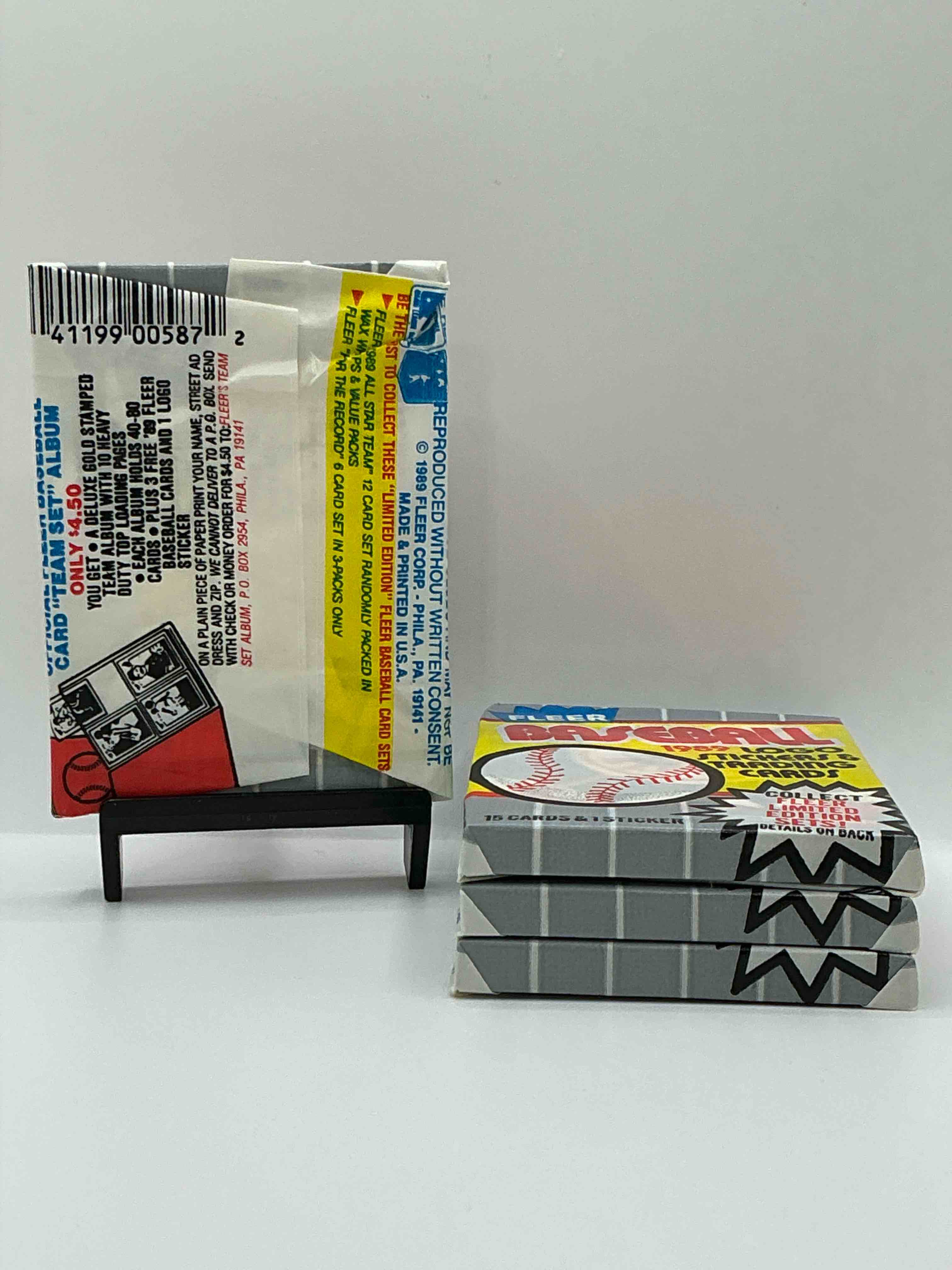 Condition photo showing New/Like New for loaded! 1989 fleer baseball fifteen card pack, direct from original retail case!this is the place to search for ken griffey jr's true fleer rookie card #548 (psa 10 value $175+) & billy ripken & randy johnson rookie error cards worth thousands! getting harder & harder to find!