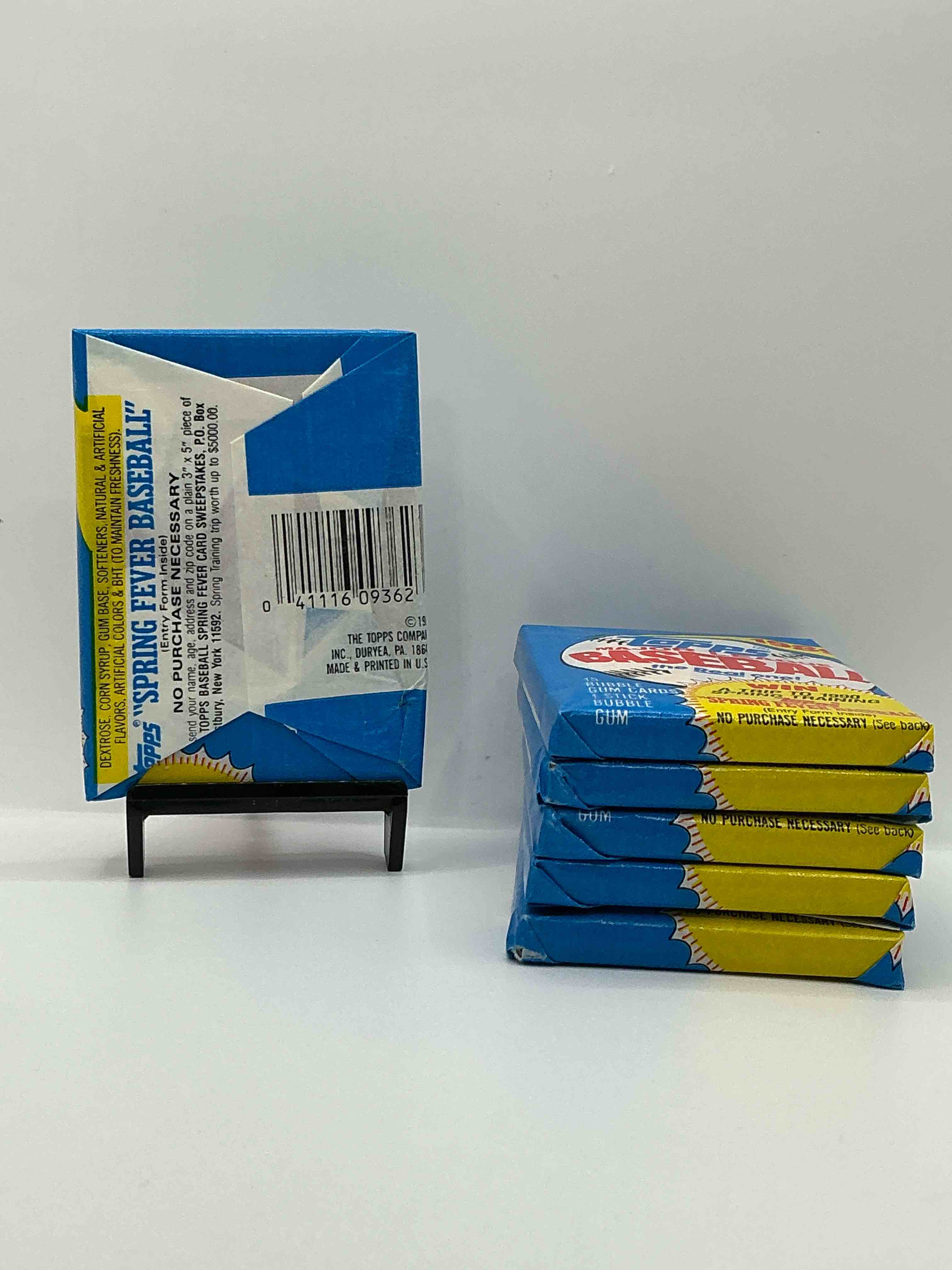 Condition photo showing New/Like New for john smoltz & randy johnson rookies!? 1989 topps baseball unopened sports card wax packs! direct from original retail case! search for valuable ken griffey jr. & randy johnson rookie cards as well as valuable bo jackson