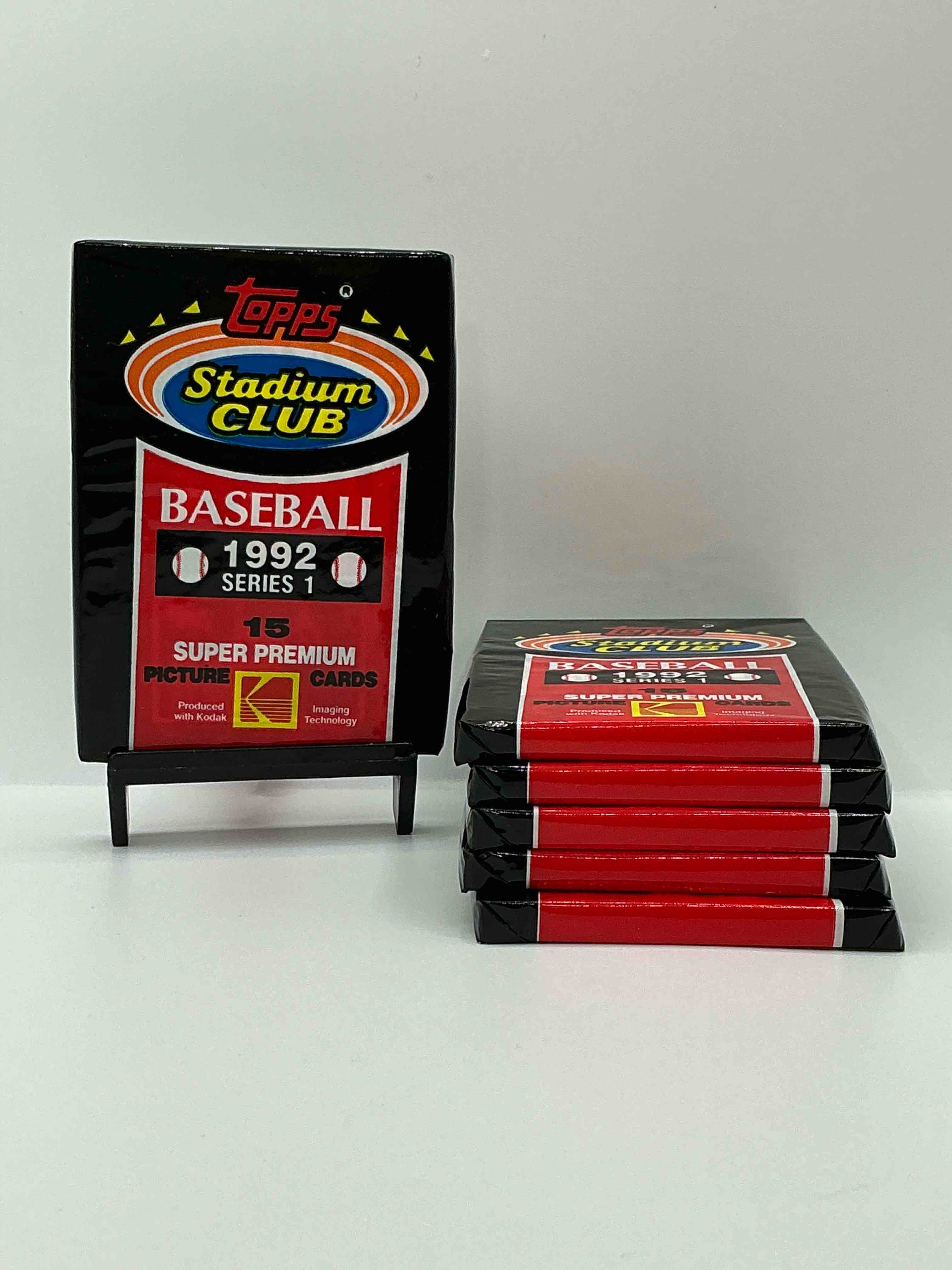 ken griffey jr!? frank thomas!? baseball insanity! 1992 topps stadium club baseball series i unopened packs, direct from box! 15 premium baseball cards in each pack! search for griffey jr, nolan ryan, frank thomas & so much more!search for 1980's stars & hall of famers!