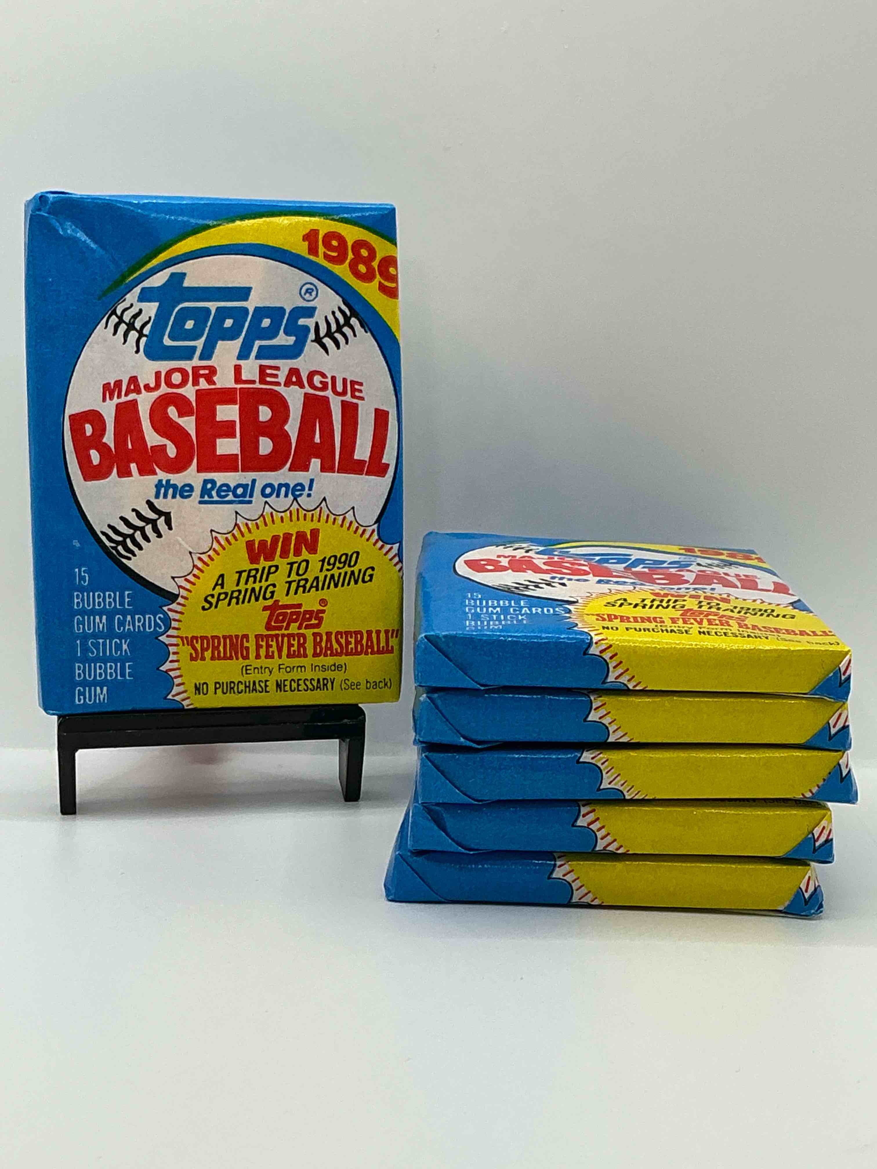 john smoltz & randy johnson rookies!? 1989 topps baseball unopened sports card wax packs! direct from original retail case! search for valuable ken griffey jr. & randy johnson rookie cards as well as valuable bo jackson