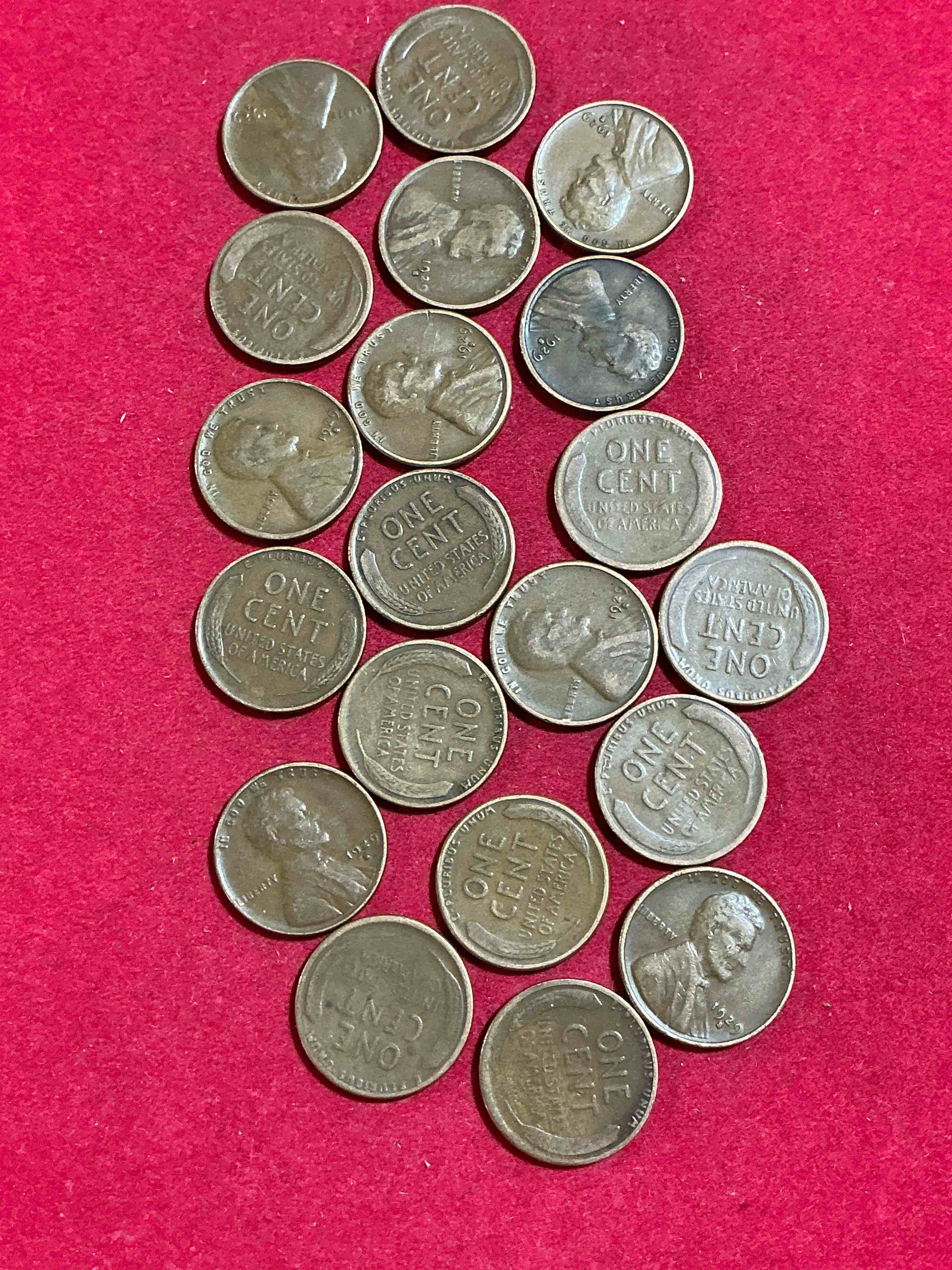 1929, a year of infamy!  1929 is the year the roaring 1920’s came to an end with the devastating stock market crash of october 1929 that led to the great depression.  own pieces of this era with these genuine 1929 wheat pennies in nice condition!  