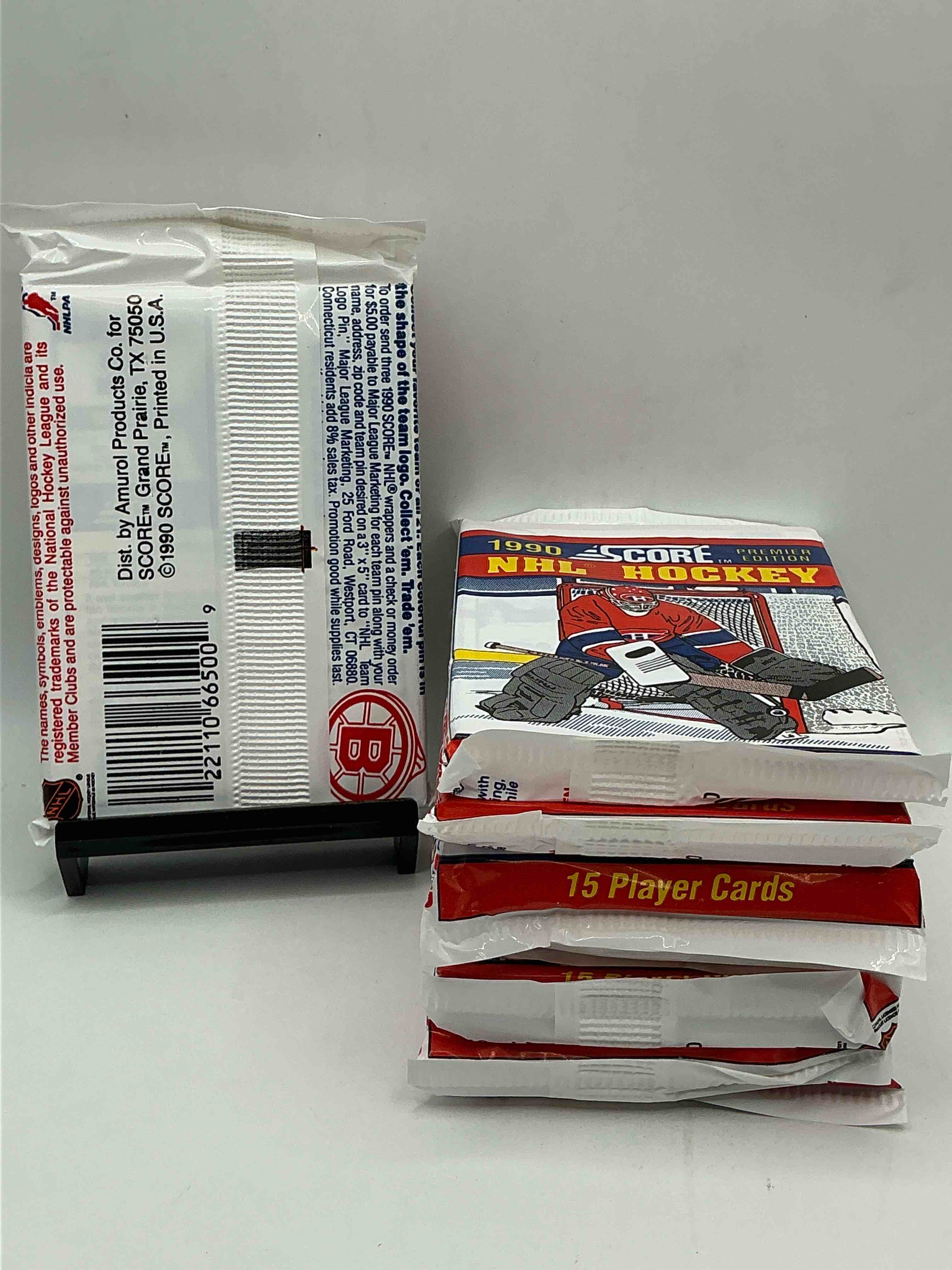 Condition photo showing New/Like New for beautiful & rare! wayne gretzky!? 1990 score hockey unopened packs! look for key rookies & wayne gretzky cards in these amazing packs! straight from box & rare!