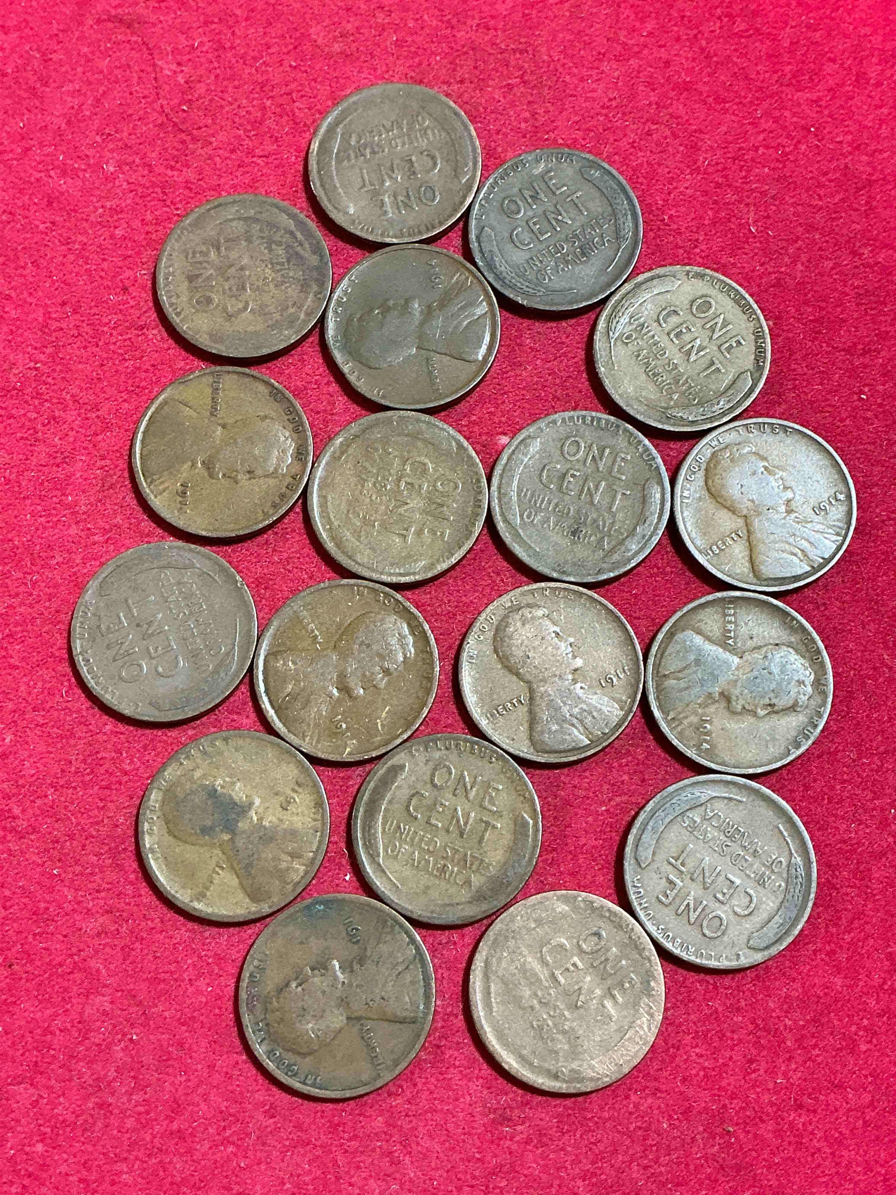 Condition photo showing New/Like New for 1914 world war one pennies! 1914 is a year the world would never forget, as world war one started on july 28 of 1914. these awesome 1914 pennies are true pieces of history and very hard to find & collect! own incredible pieces of rare history!