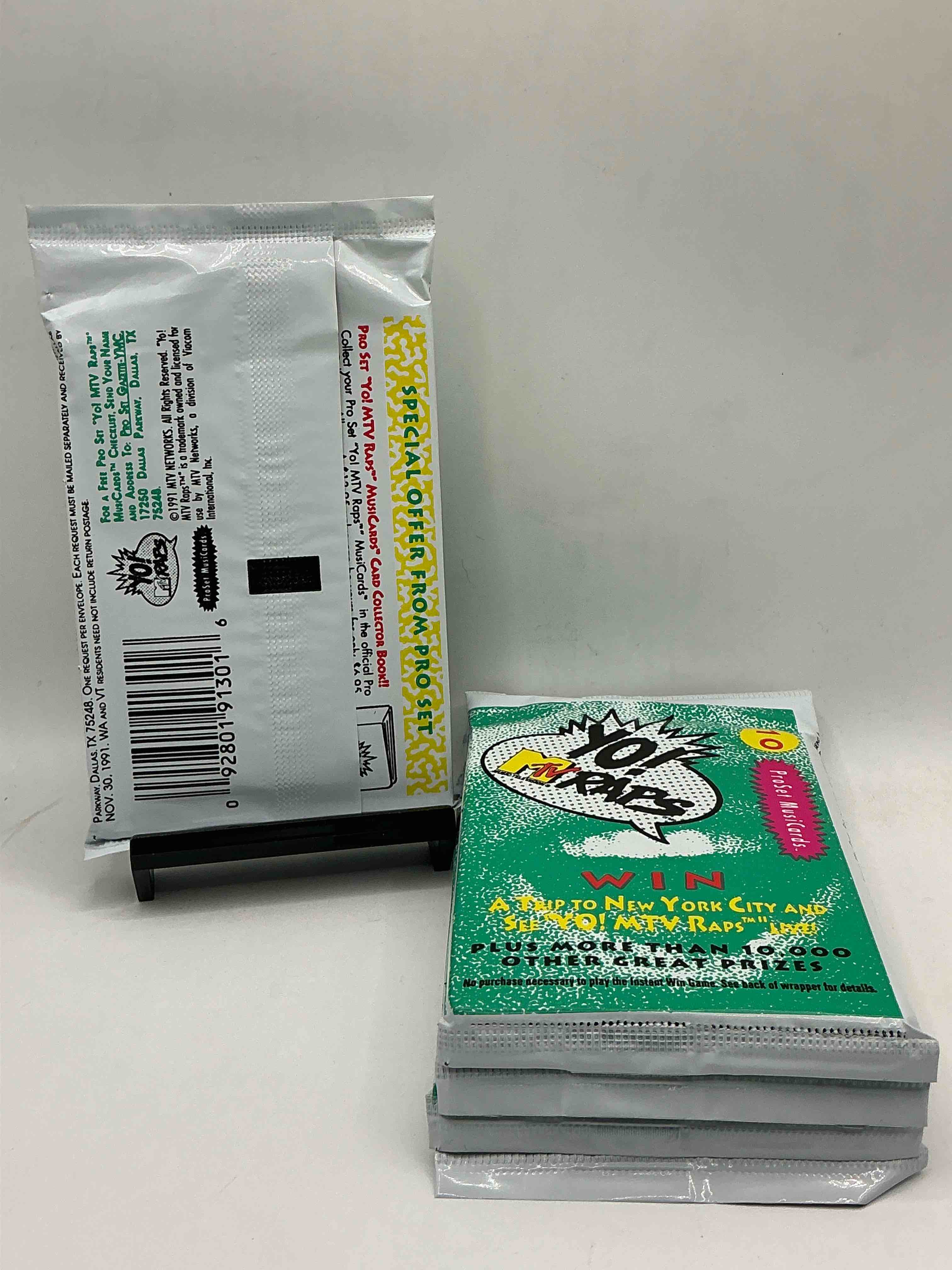 Condition photo showing New/Like New for yo, mtv raps! 1991 rarity! yo, mtv raps trading music cards, sealed packs direct from original retail case! retro rarity that is super hard to find. serious piece of 90’s memorabilia!