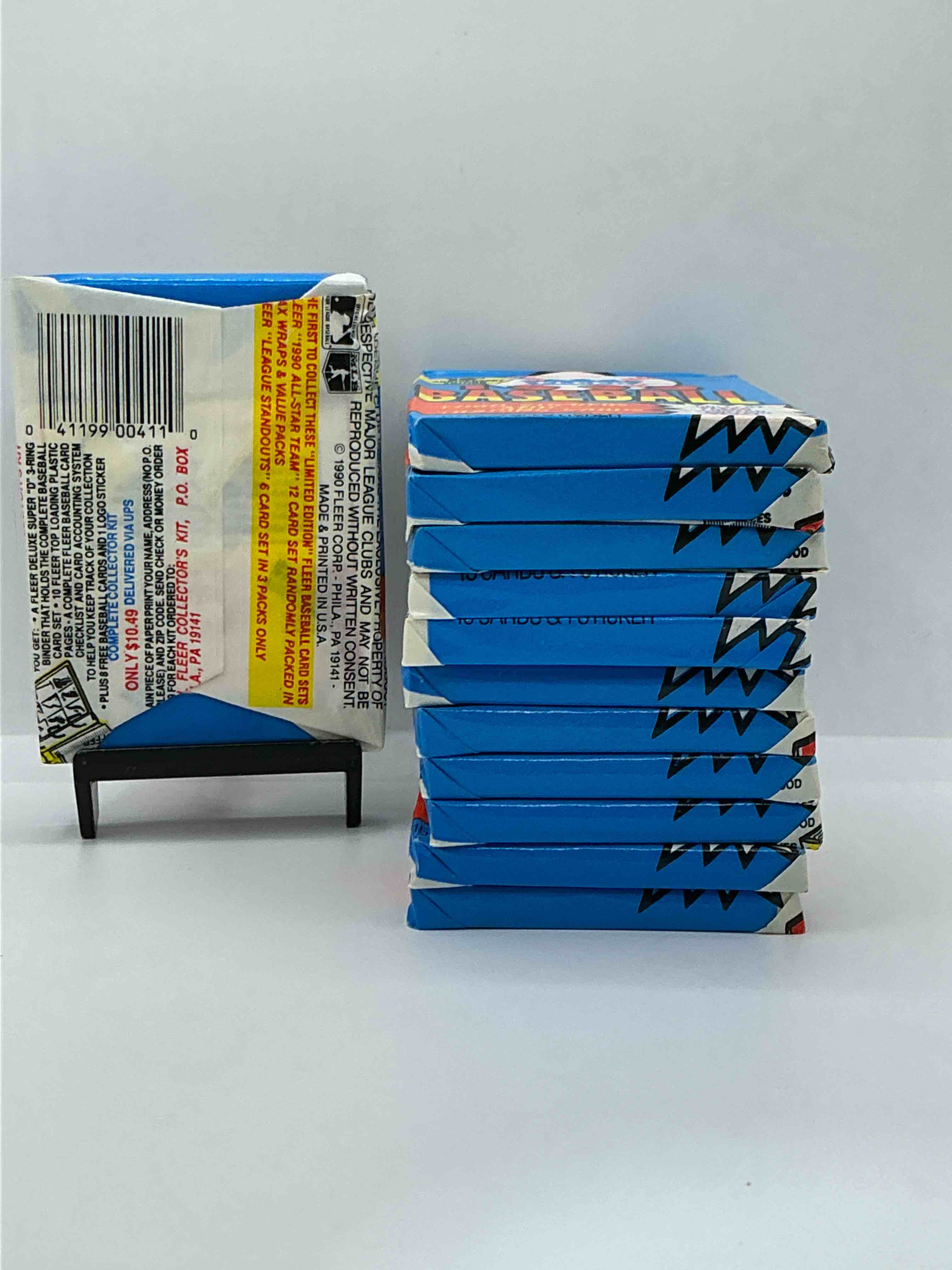 Condition photo showing New/Like New for vintage baseball! awesome 1990 fleer baseball unopened sports card wax packs!direct from original box! search for valuable collectible ken griffey jr cards!