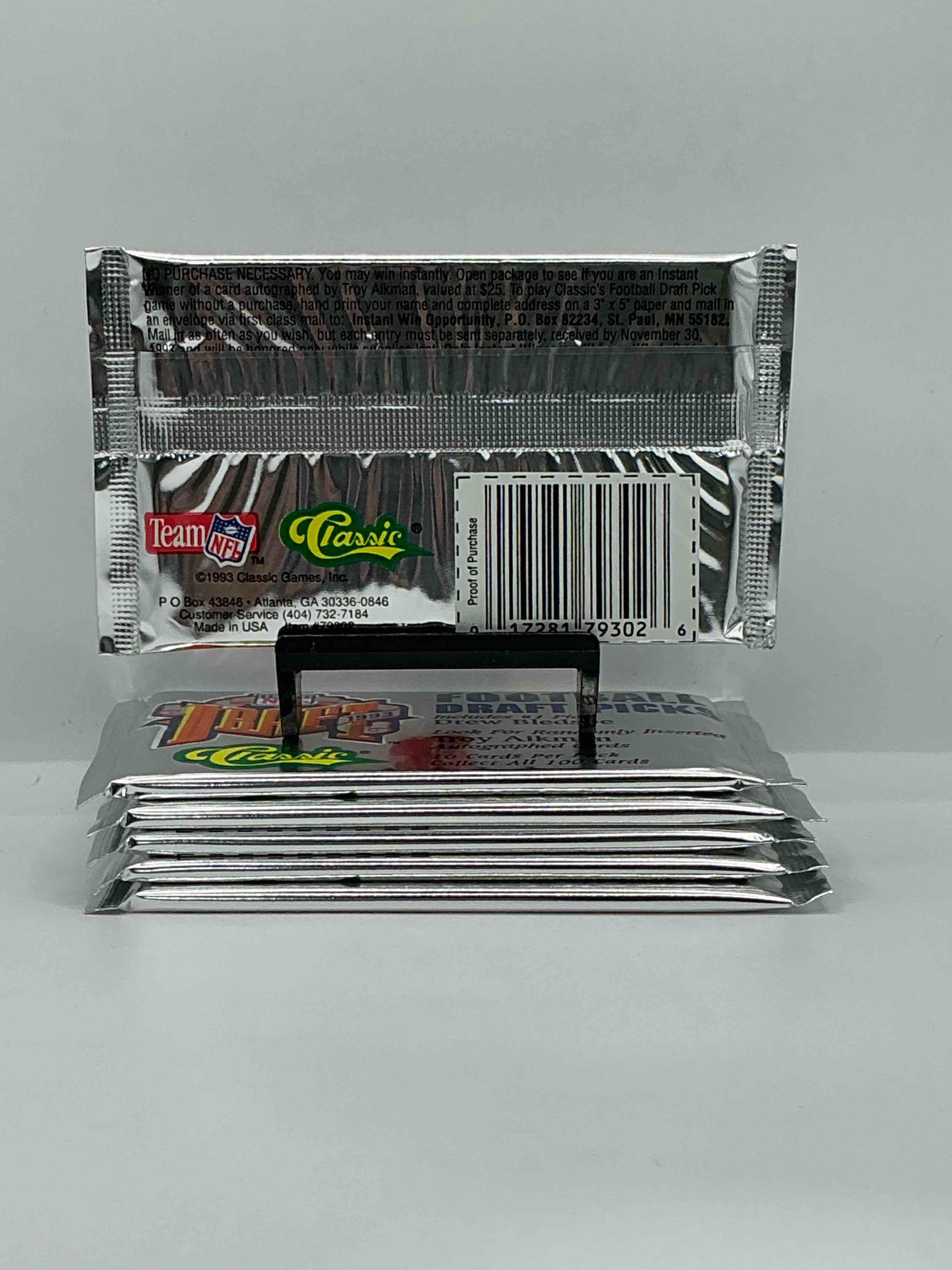 Condition photo showing New/Like New for football draft picks! drew bledsoe rookie!? classic ‘93 draft picks! look for random troy aikman autographs, inserted at random in these packs! 10 cards per pack! 