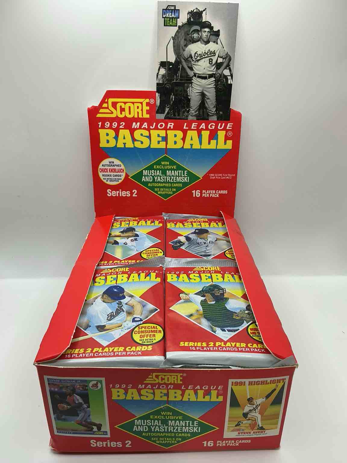 Condition photo showing New/Like New for mantle, musial or yastrzemski autograph!? 6,496 randomly inserted signature cards in the packs from this year of any of these players! 1992 score baseball craziness! series 2, see what you get!