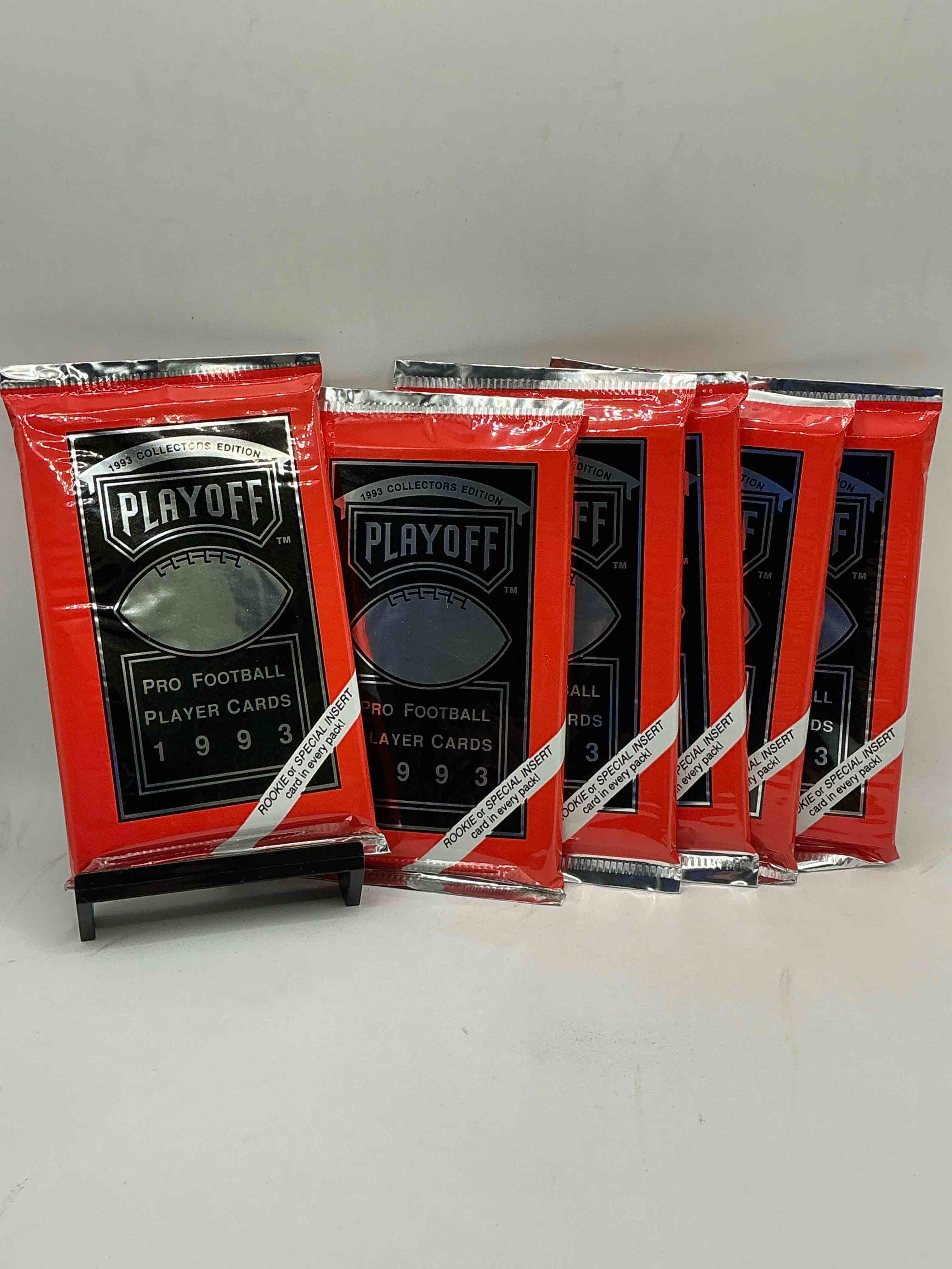 beautiful & super rare 1993 playoff football unopened packs, direct from chrome display box! these packs have at least one special insert or rookie in each pack! search for troy aikman, emmitt smith, barry sanders, jerry rice & more!