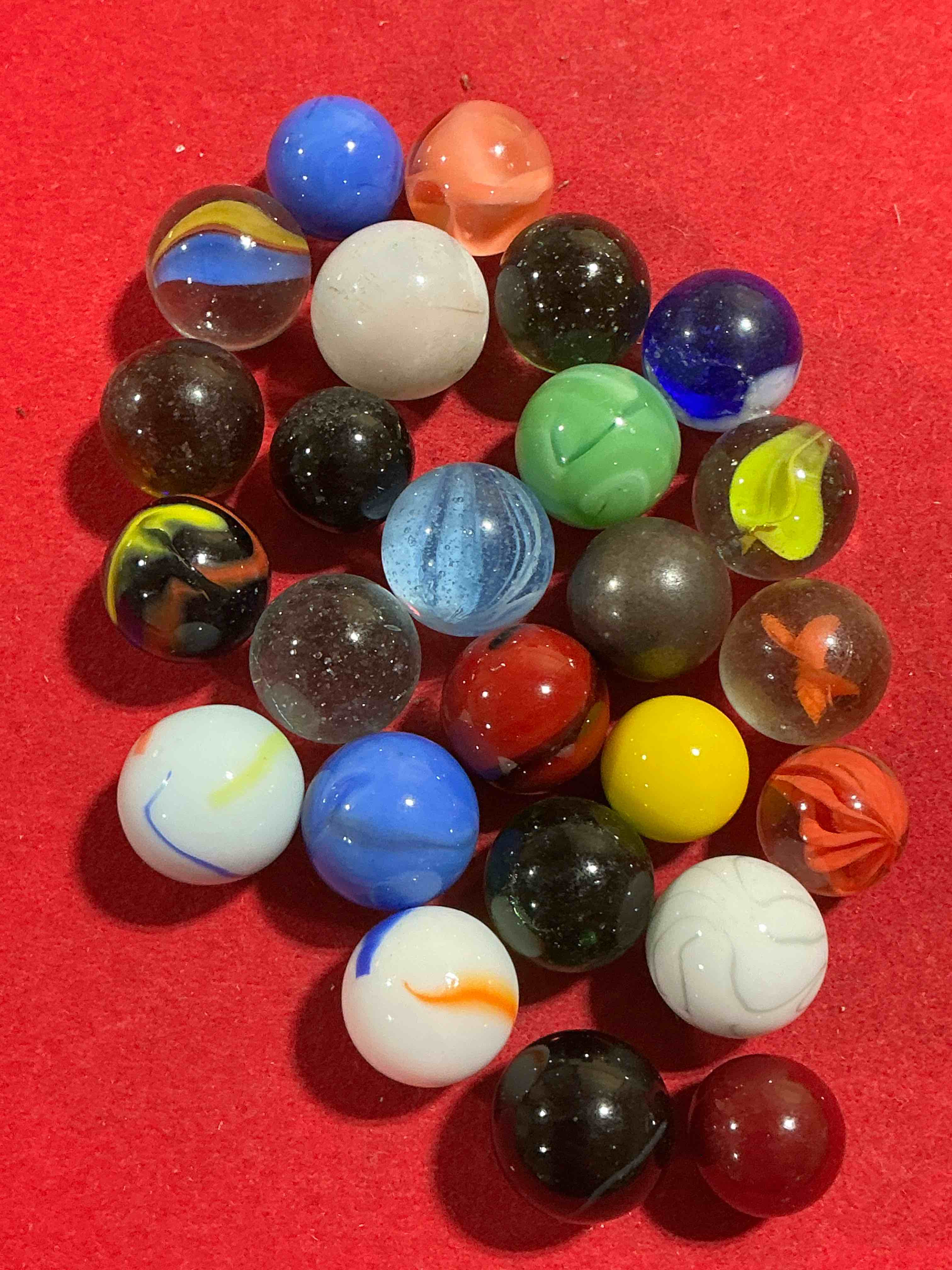 Condition photo showing Good Condition for antique glass marbles! genuine stunning marbles lot, some marbles made between the years 1925-1965 & some may be made with uranium! some may are great depression era & even earlier! gorgeous, authentic pieces of history!
