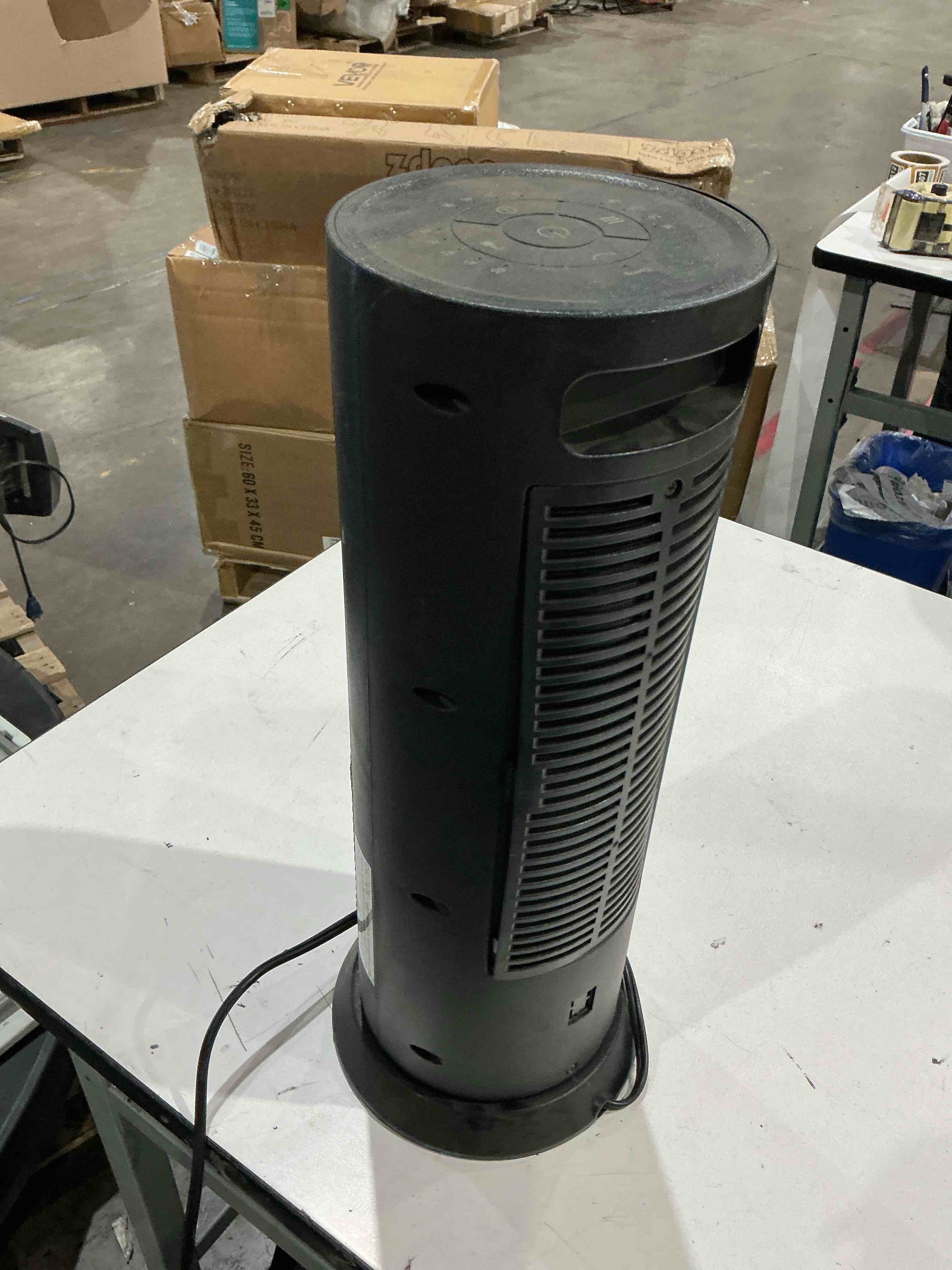 Condition photo showing As Is for shinic space heater 