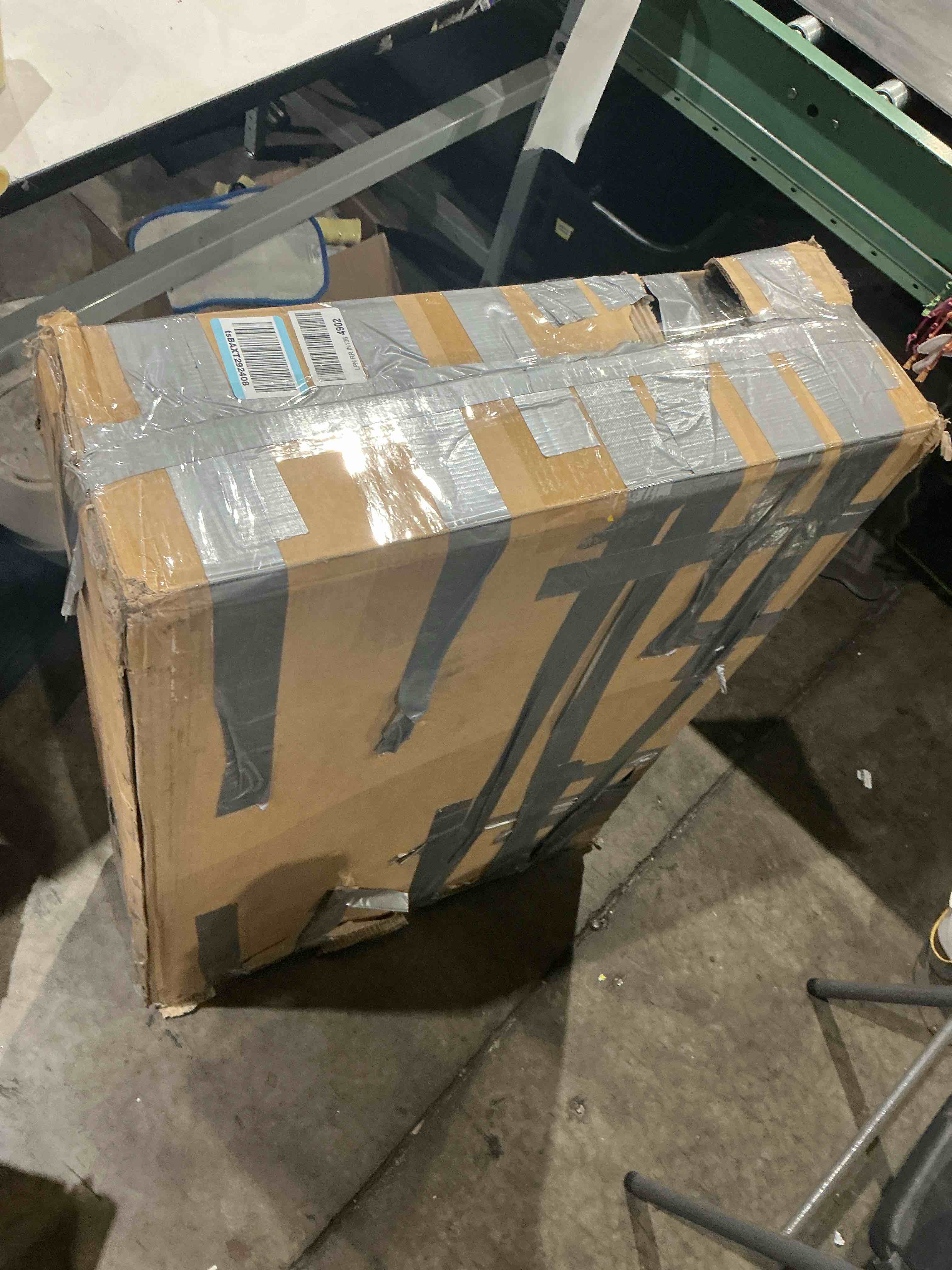 https://s3.amazonaws.com/lotting-images-prod/bidfta/PPE4891301_1780571258344.jpeg