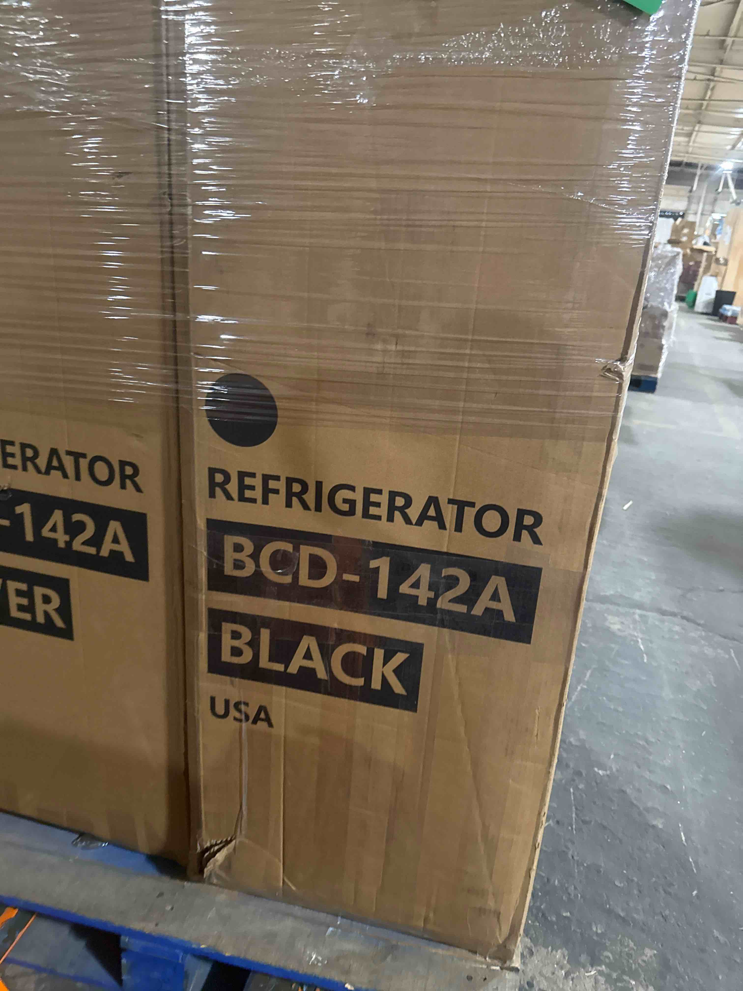 https://s3.amazonaws.com/lotting-images-prod/bidfta/PPE4942905_1778176587389.jpeg
