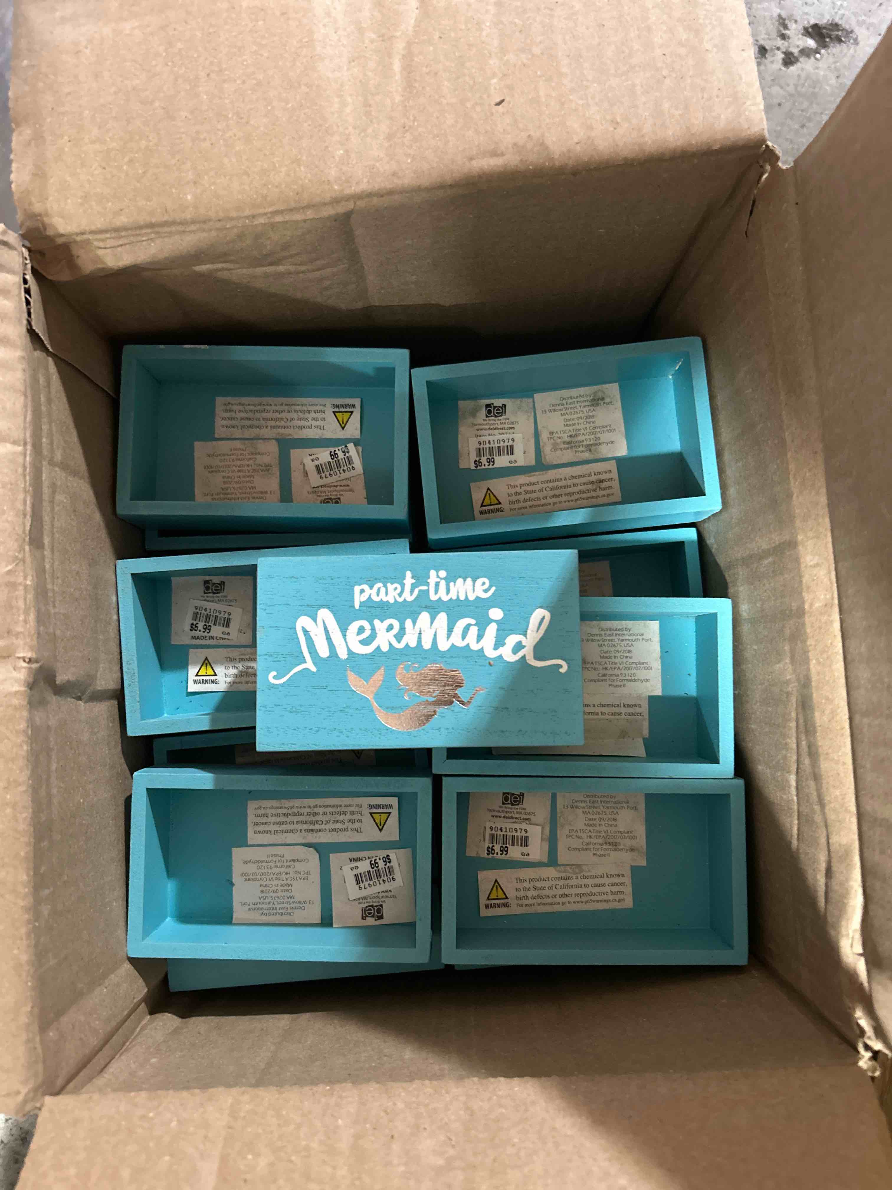 Condition photo showing Brand New for case of 31 part-time mermaid decor