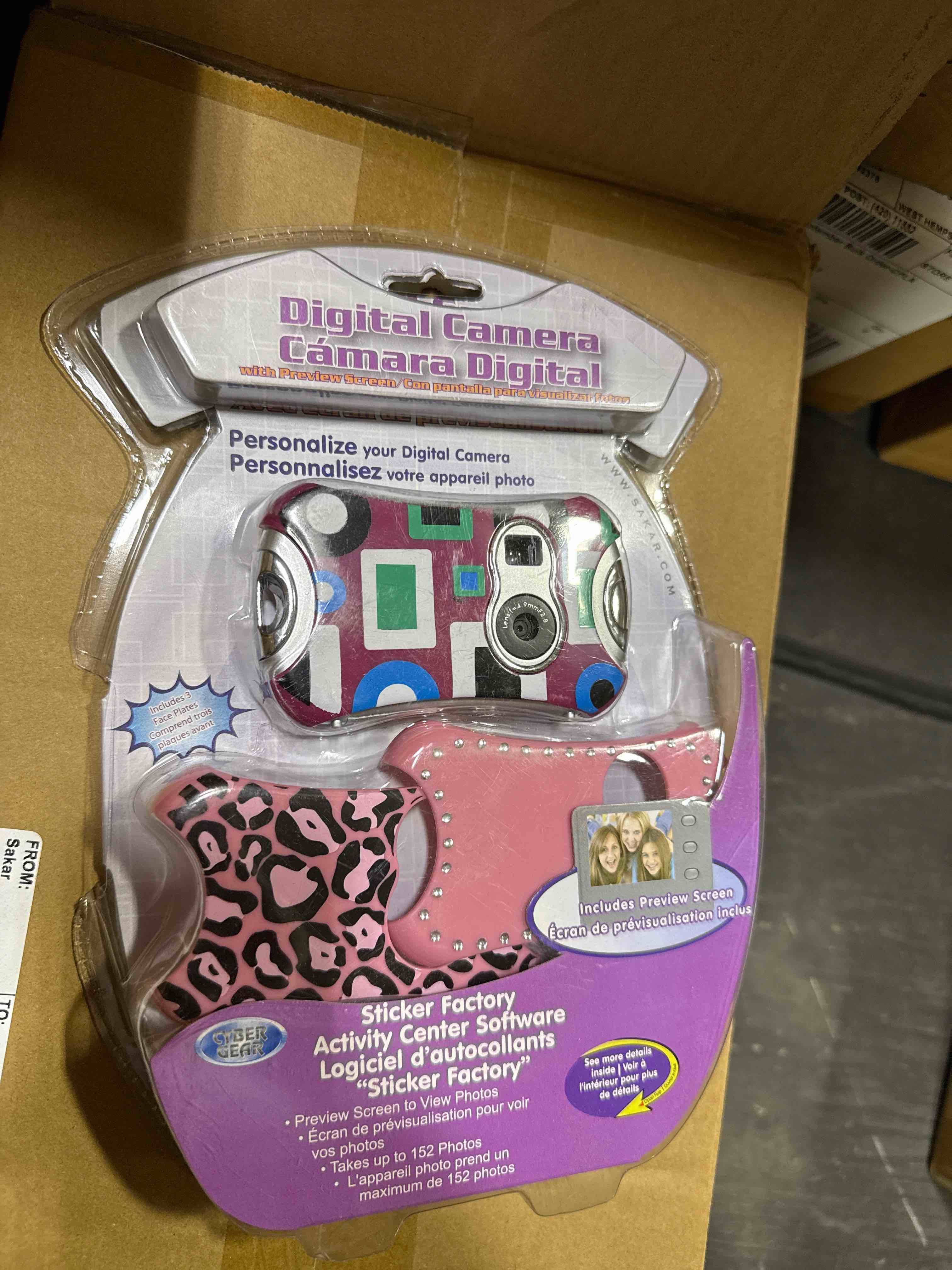digital camera