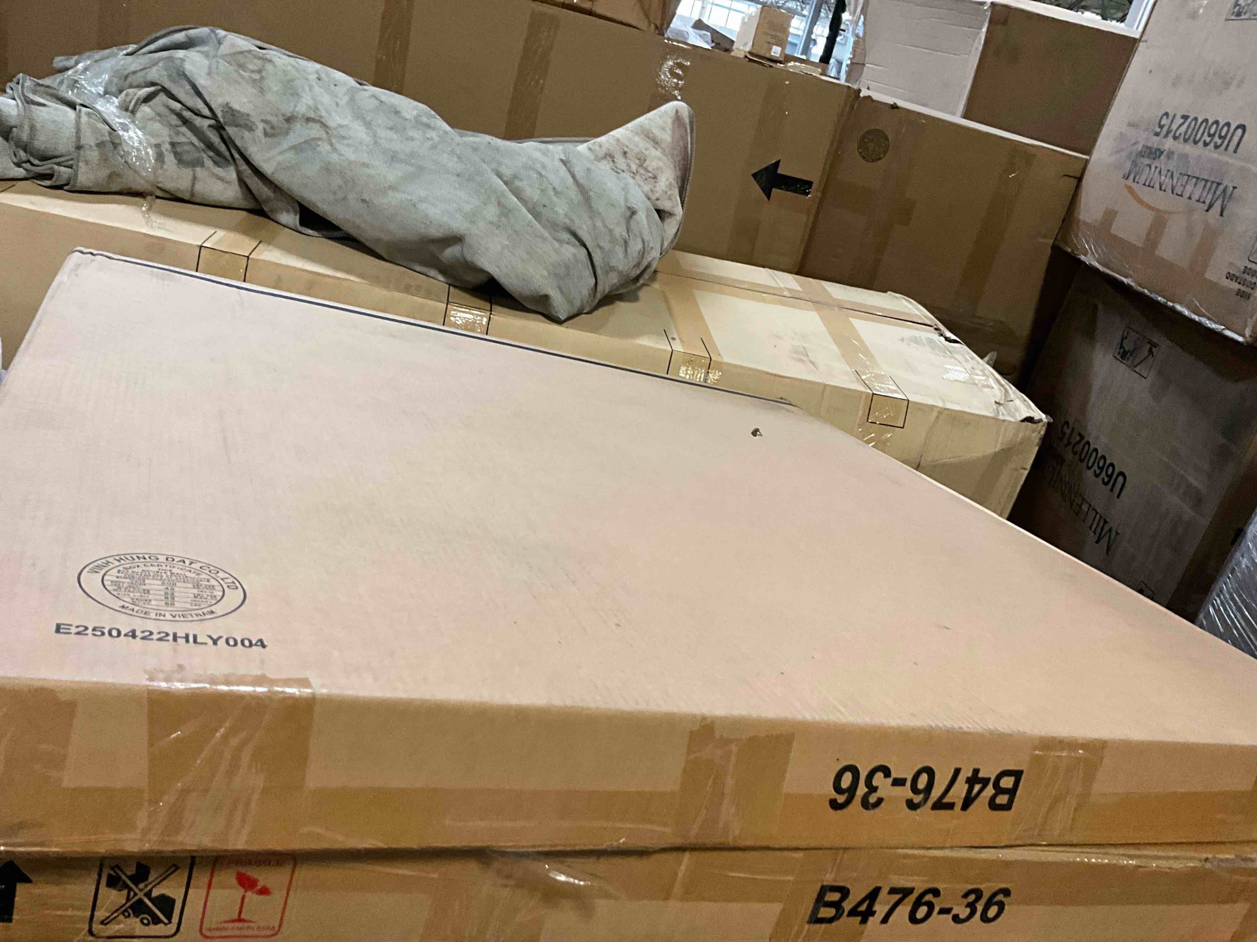 https://s3.amazonaws.com/lotting-images-prod/bidfta/PPE5062260_1781021438545.jpeg