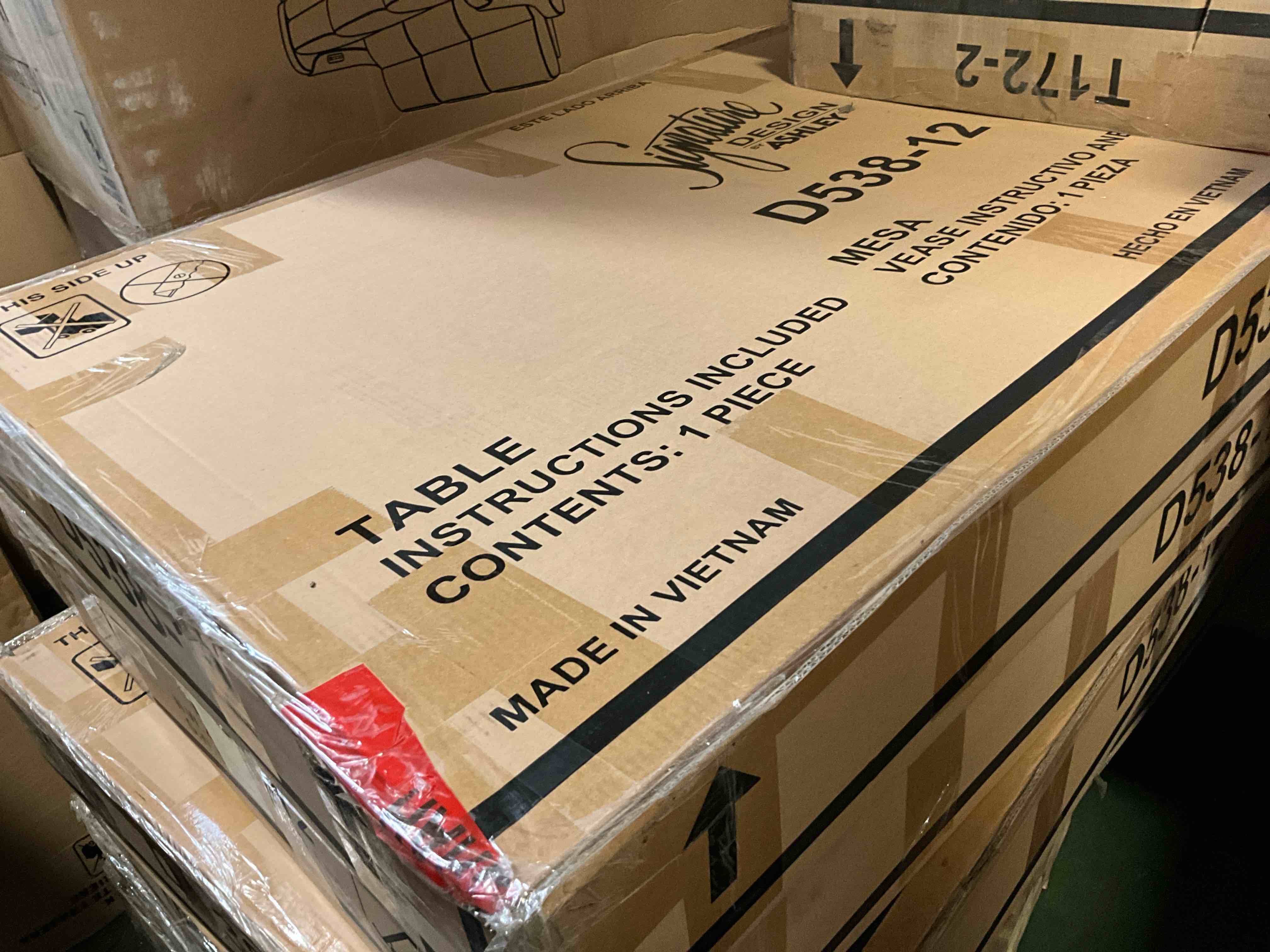 https://s3.amazonaws.com/lotting-images-prod/bidfta/PPE5062272_1781036141541.jpeg