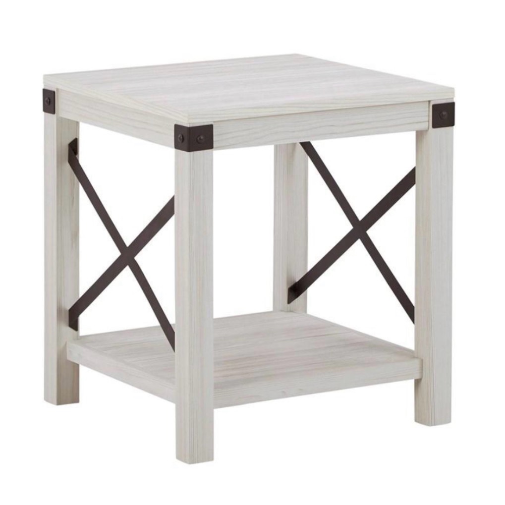 Bayflynn End Table 