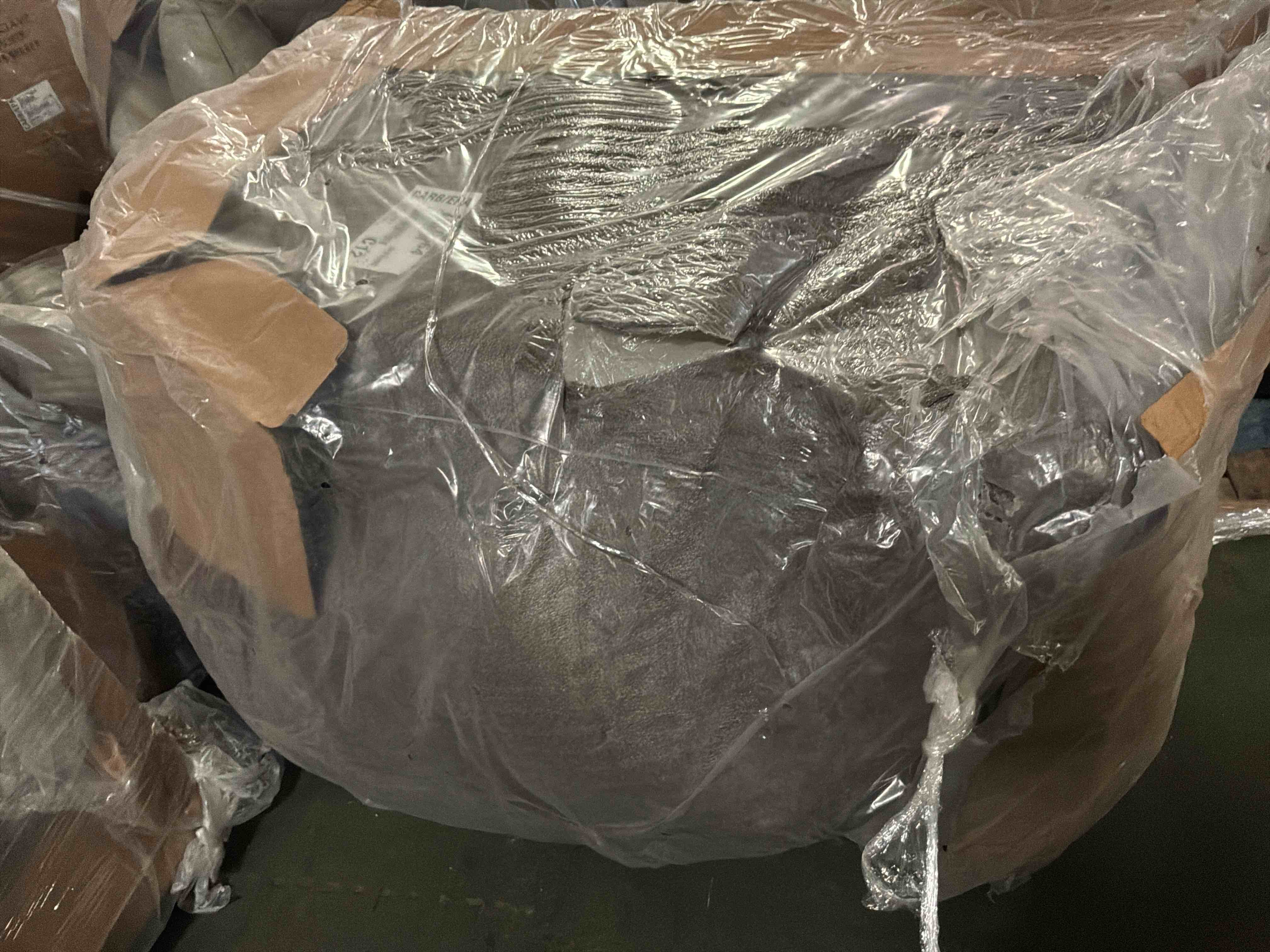 https://s3.amazonaws.com/lotting-images-prod/bidfta/PPE5062708_1782163554599.jpeg