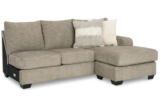 Living Room Creswell Right-Arm Facing Sofa Chaise