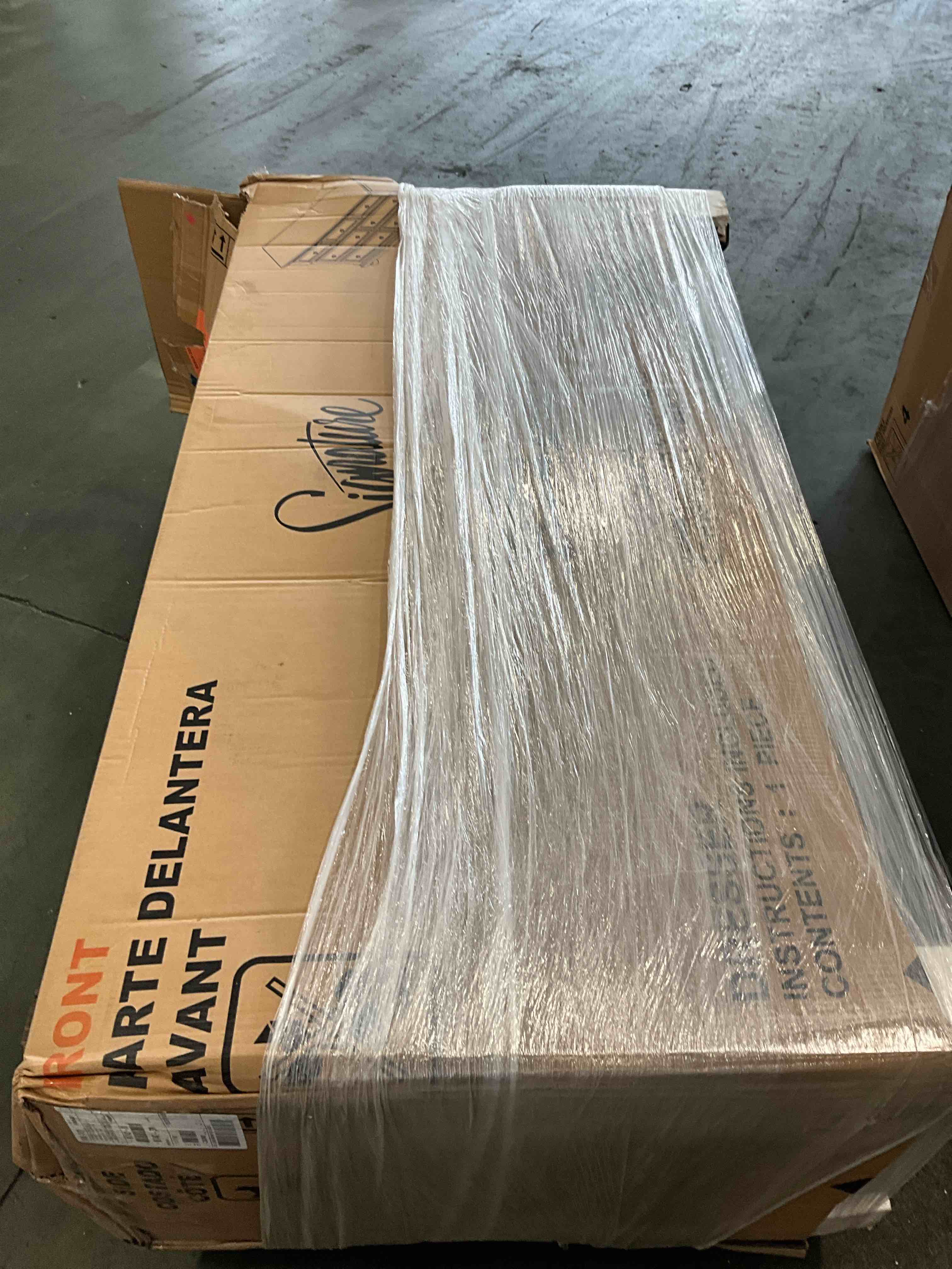 https://s3.amazonaws.com/lotting-images-prod/bidfta/PPE5063122_1782740830899.jpeg