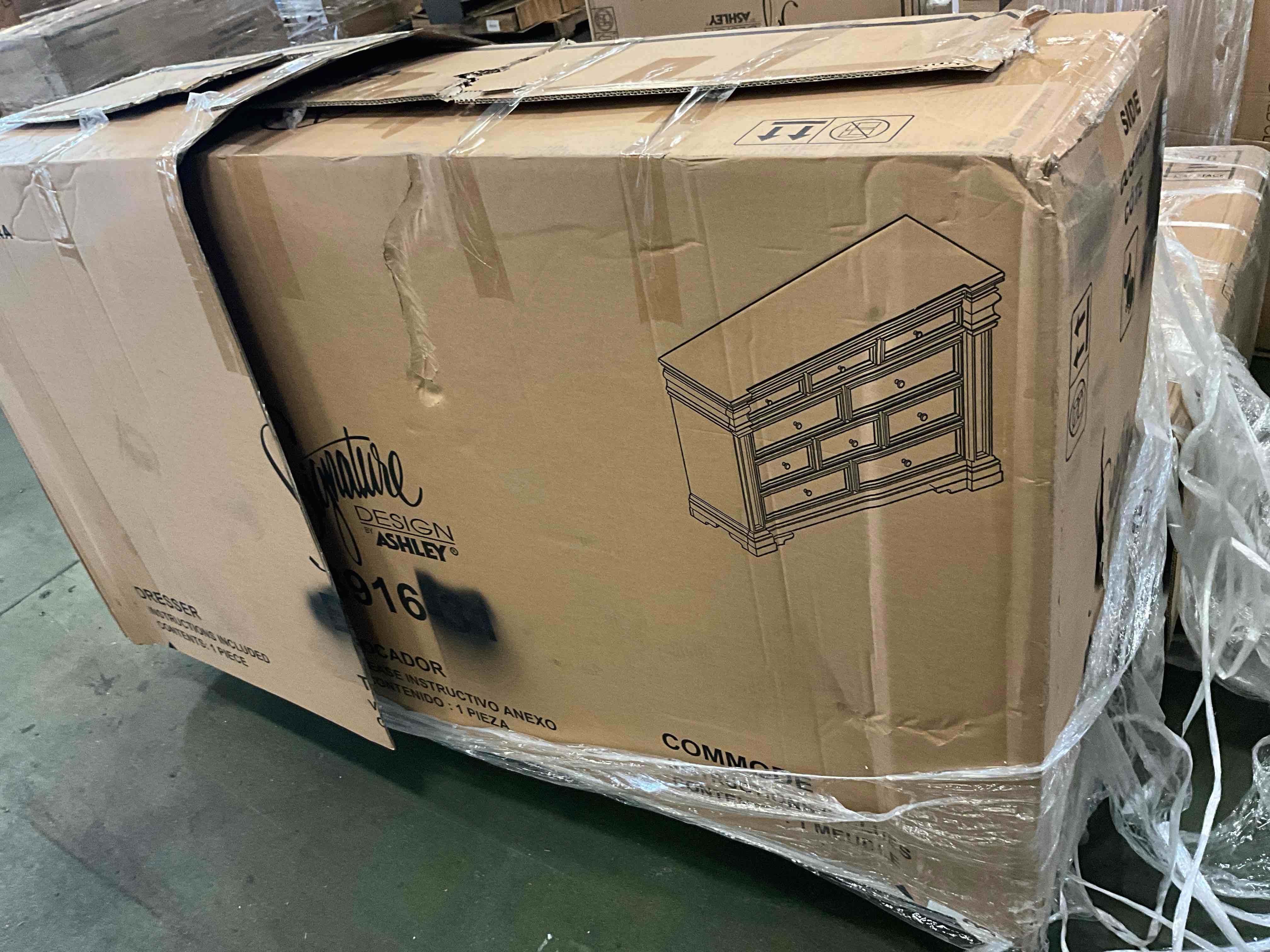 https://s3.amazonaws.com/lotting-images-prod/bidfta/PPE5063130_1782745246423.jpeg