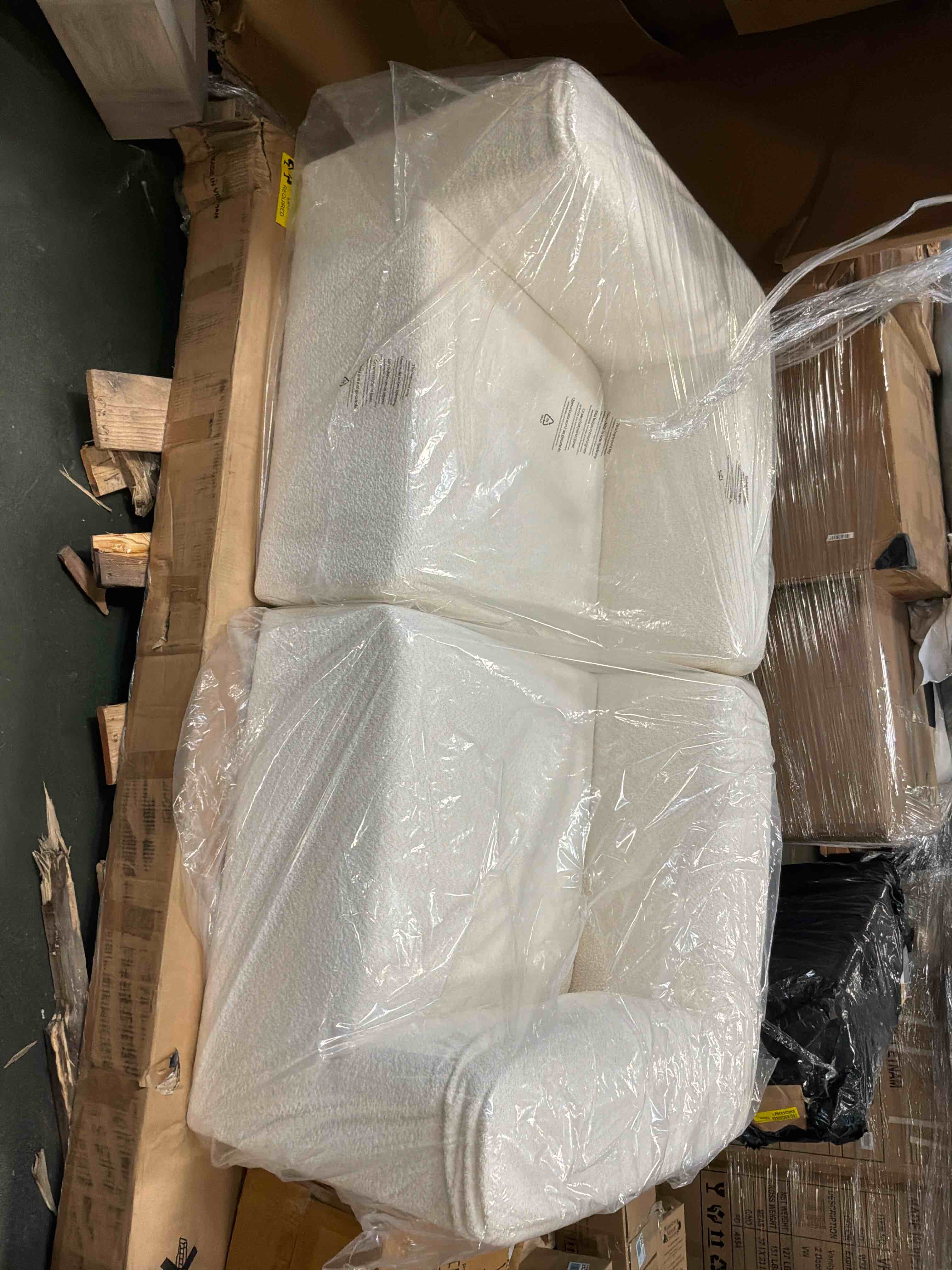 https://s3.amazonaws.com/lotting-images-prod/bidfta/PPE5064594_1789057955150.jpeg