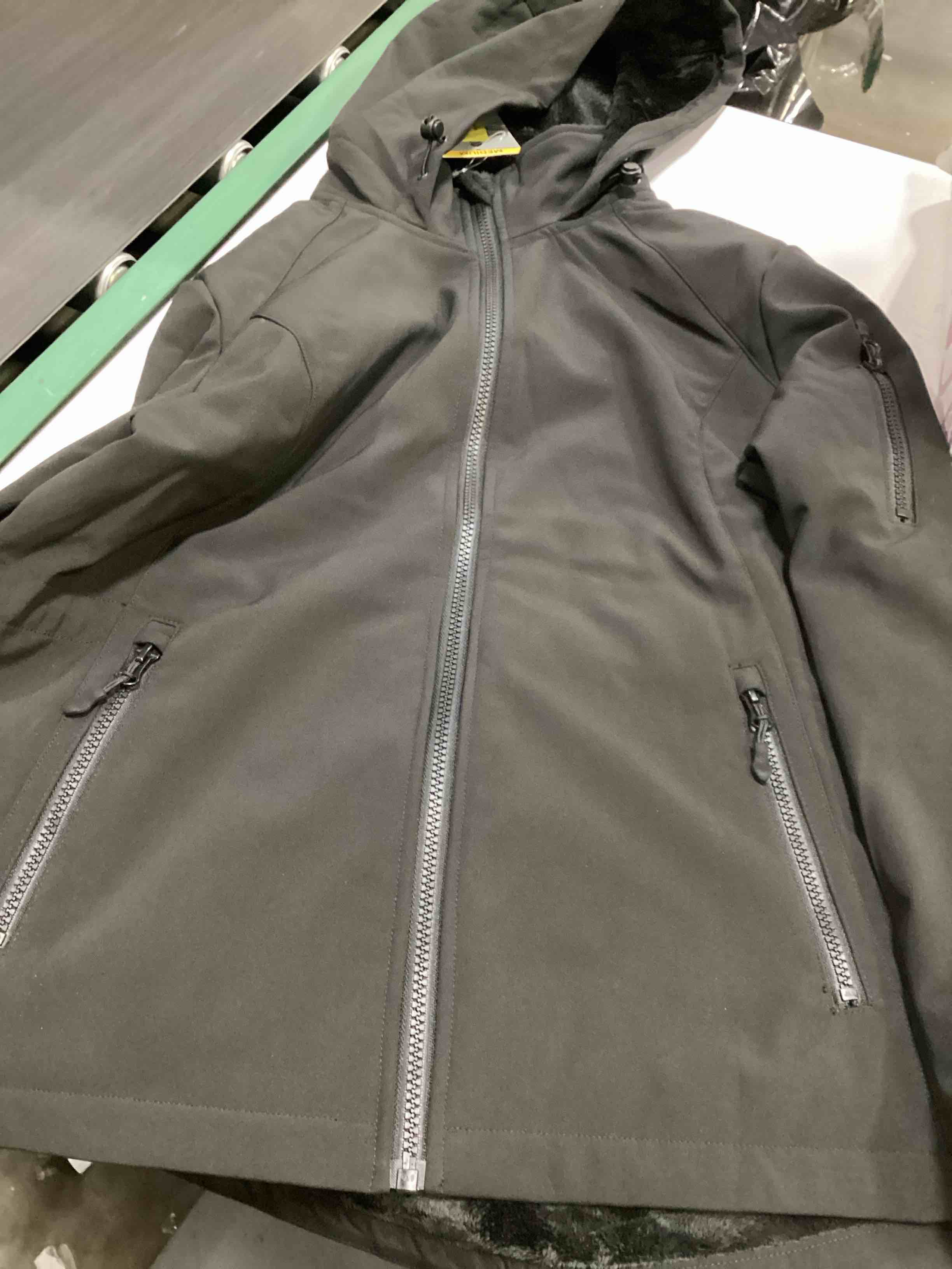 Condition photo showing Good Condition for free country women’s softshell small black 
