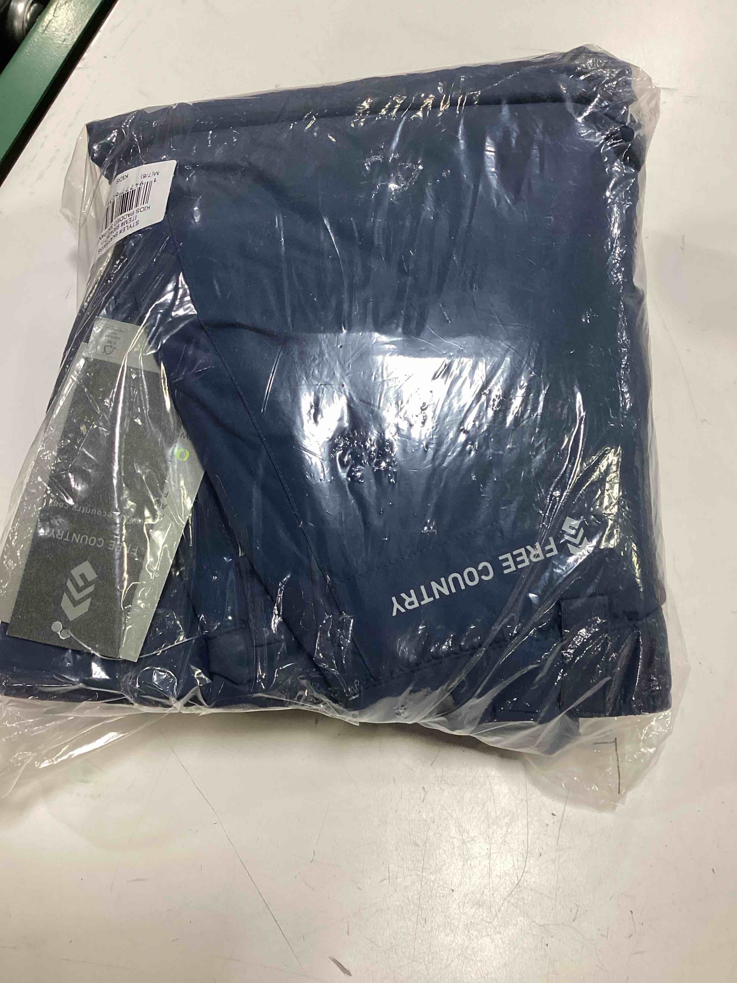 Condition photo showing Good Condition for free country pedded ski pants m 7/8 blue