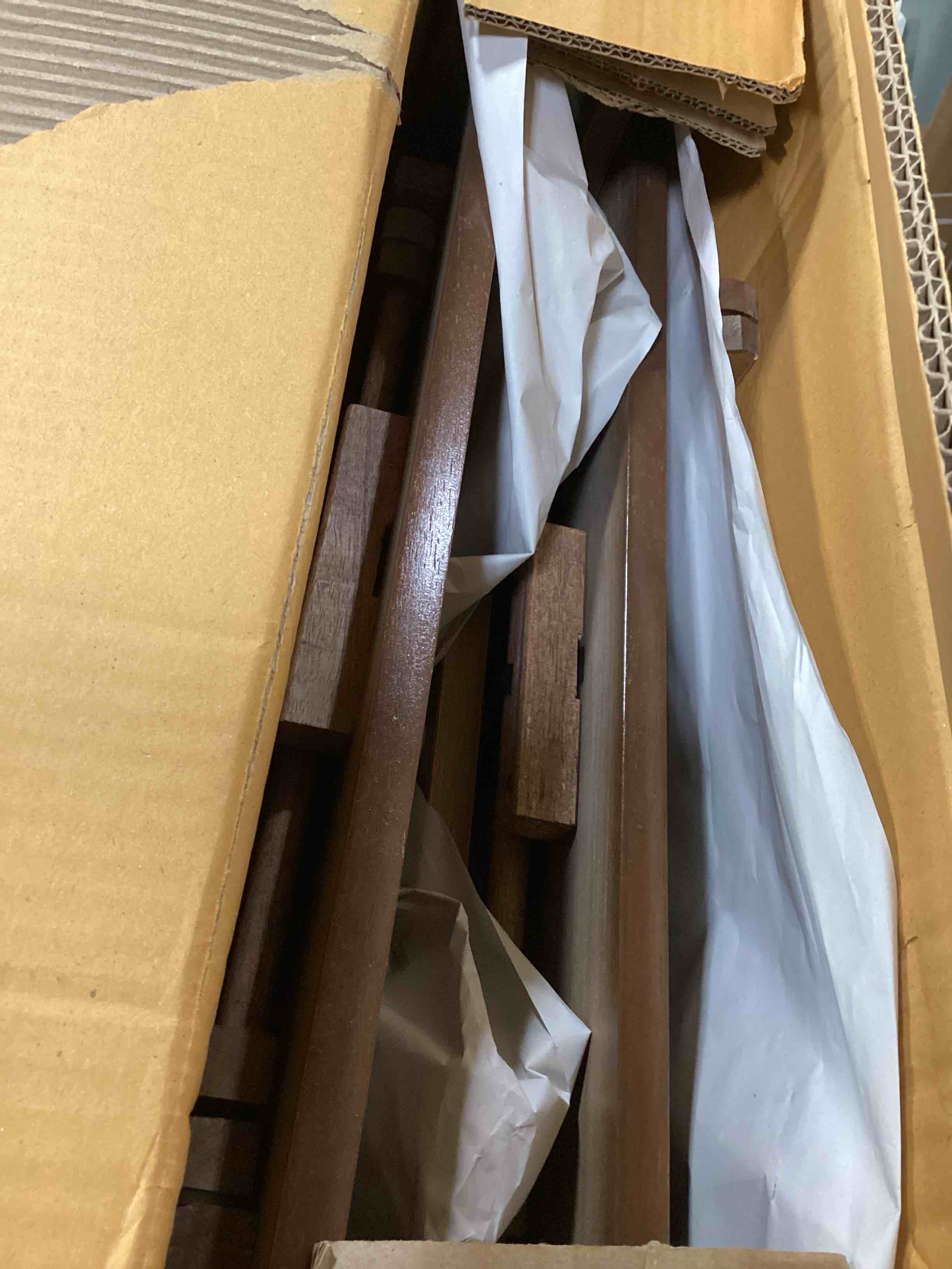https://s3.amazonaws.com/lotting-images-prod/bidfta/PPE5080893_1777554682101.jpeg