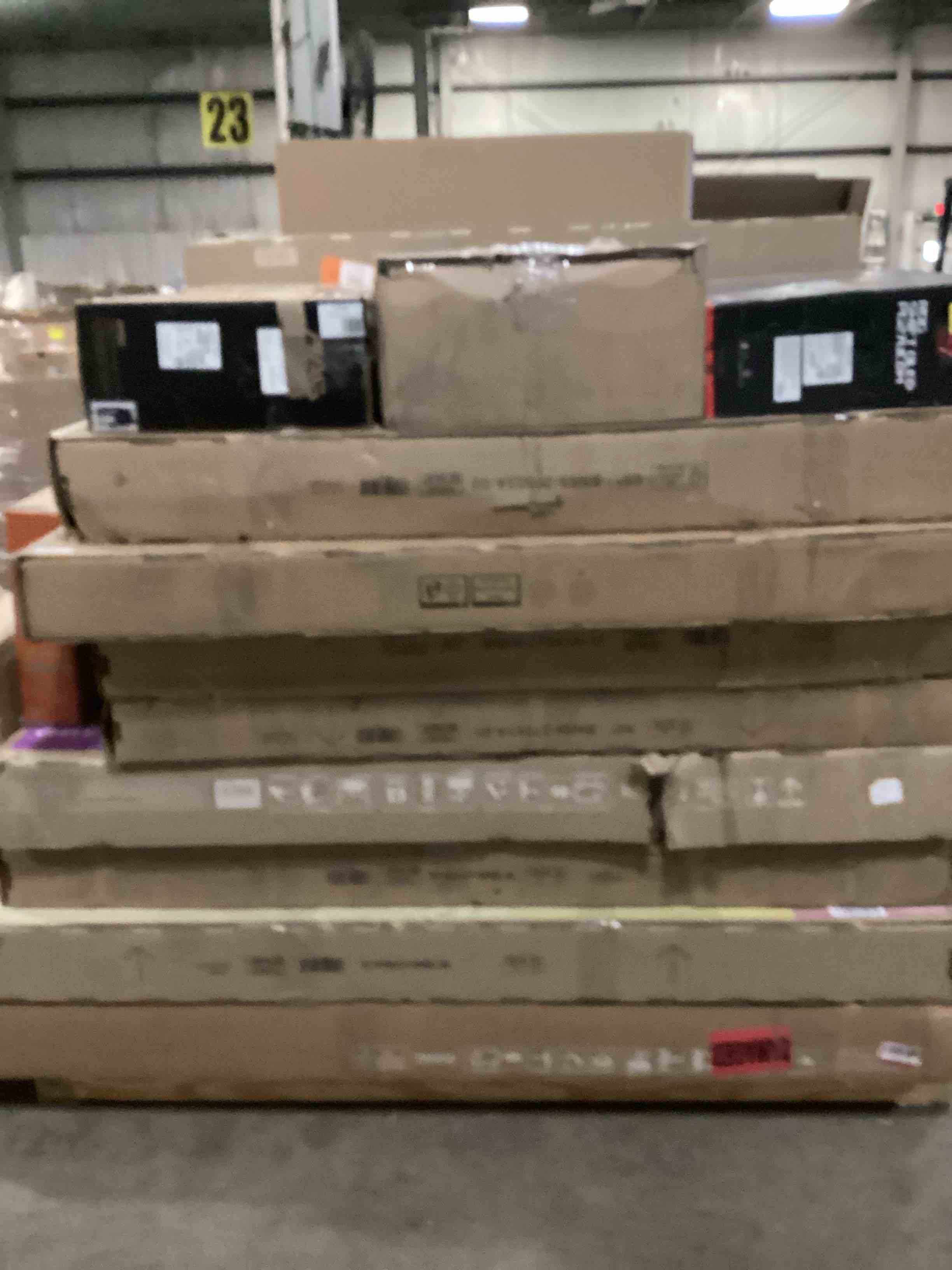 Assortment of defective electronics for parts 