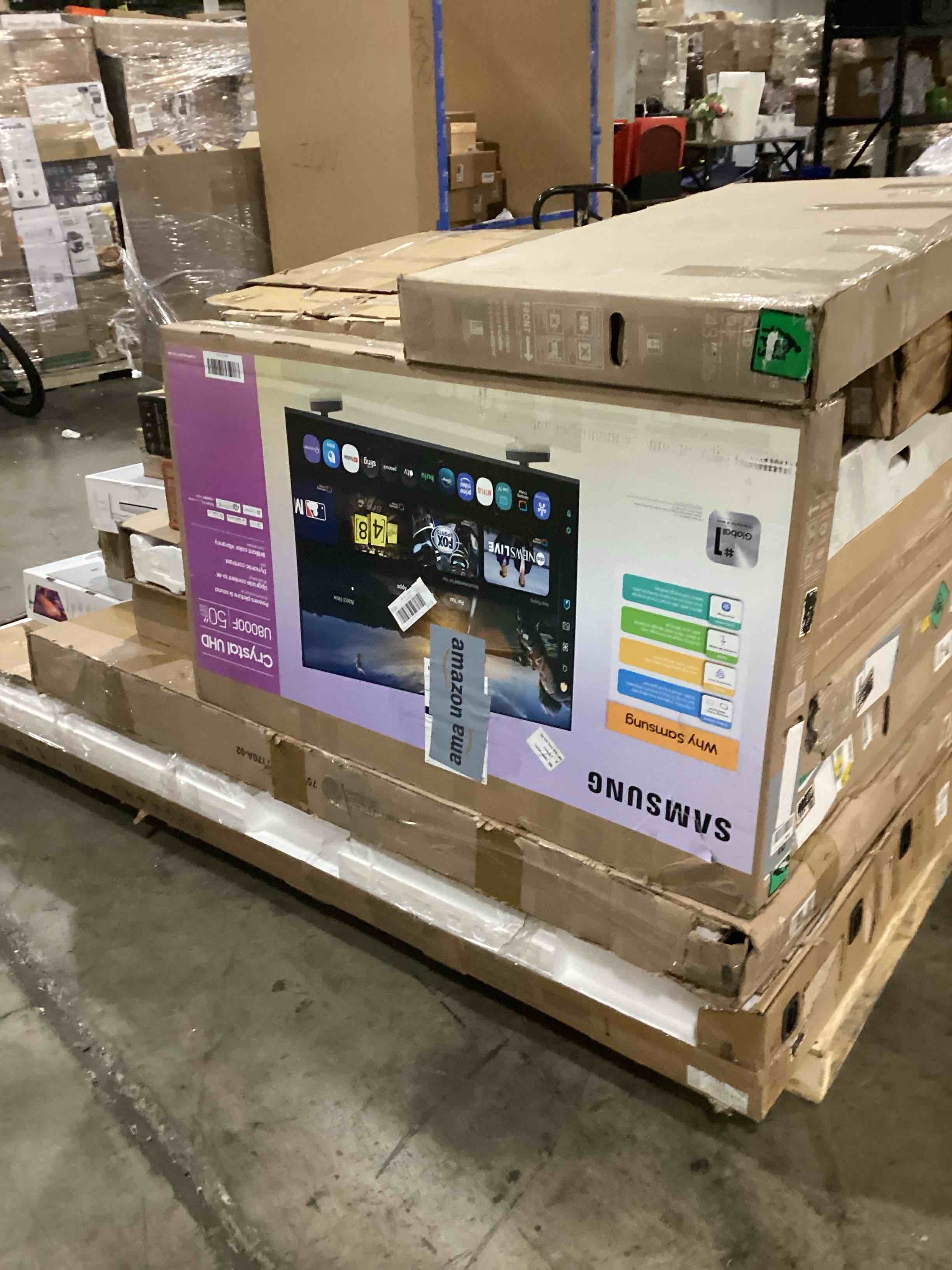 Assortment of defective electronics for parts 