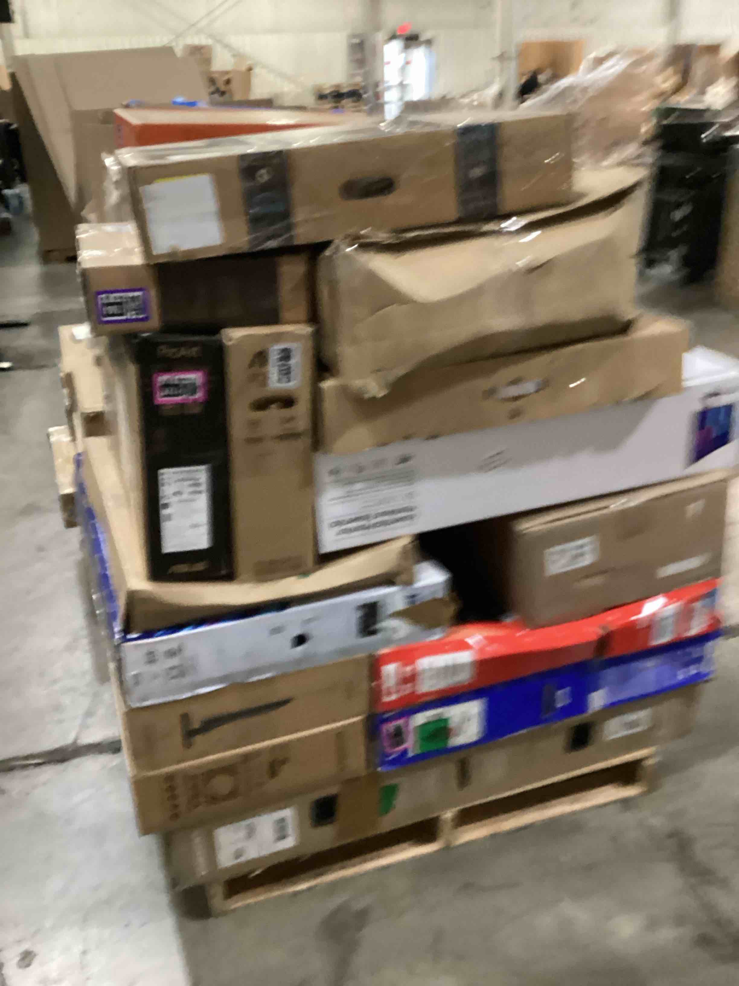 Assortment of defective electronics for parts 