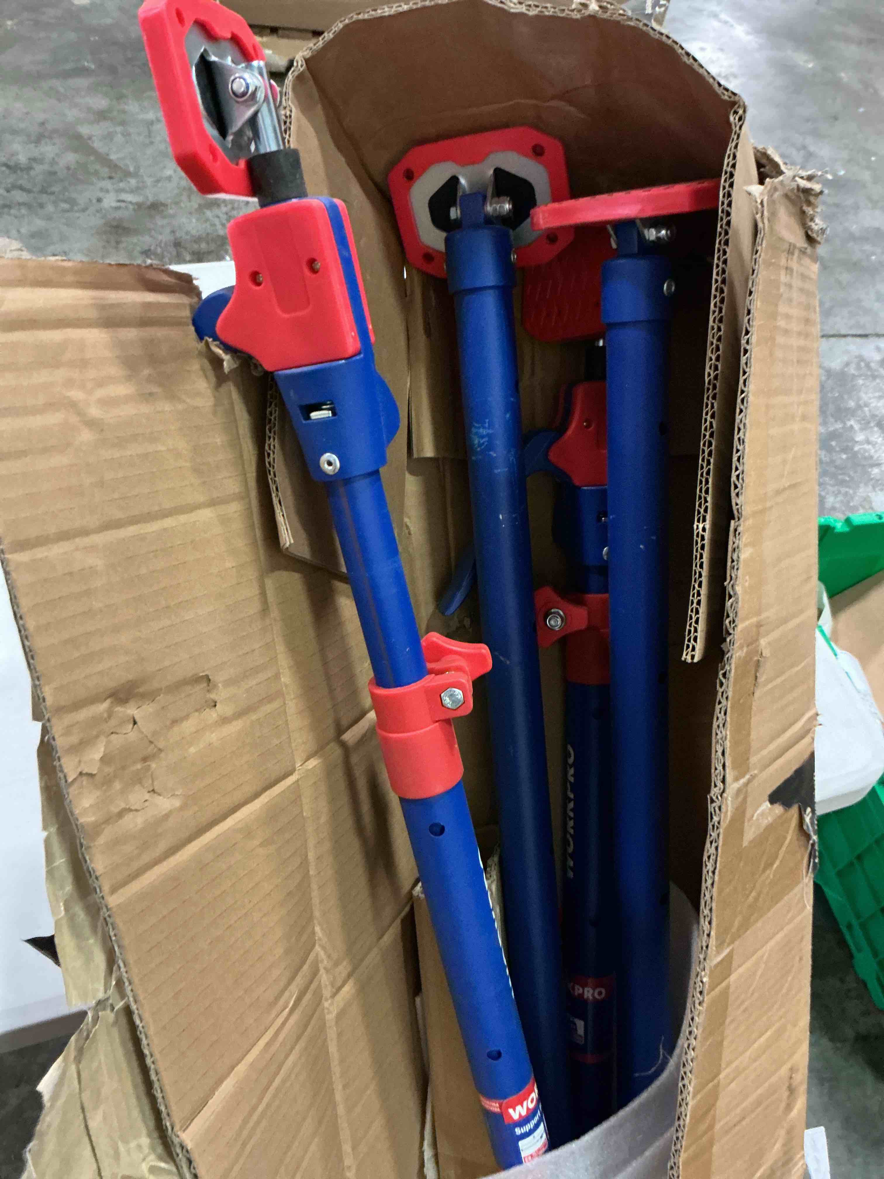 https://s3.amazonaws.com/lotting-images-prod/bidfta/PPE5083362_1777475367941.jpeg