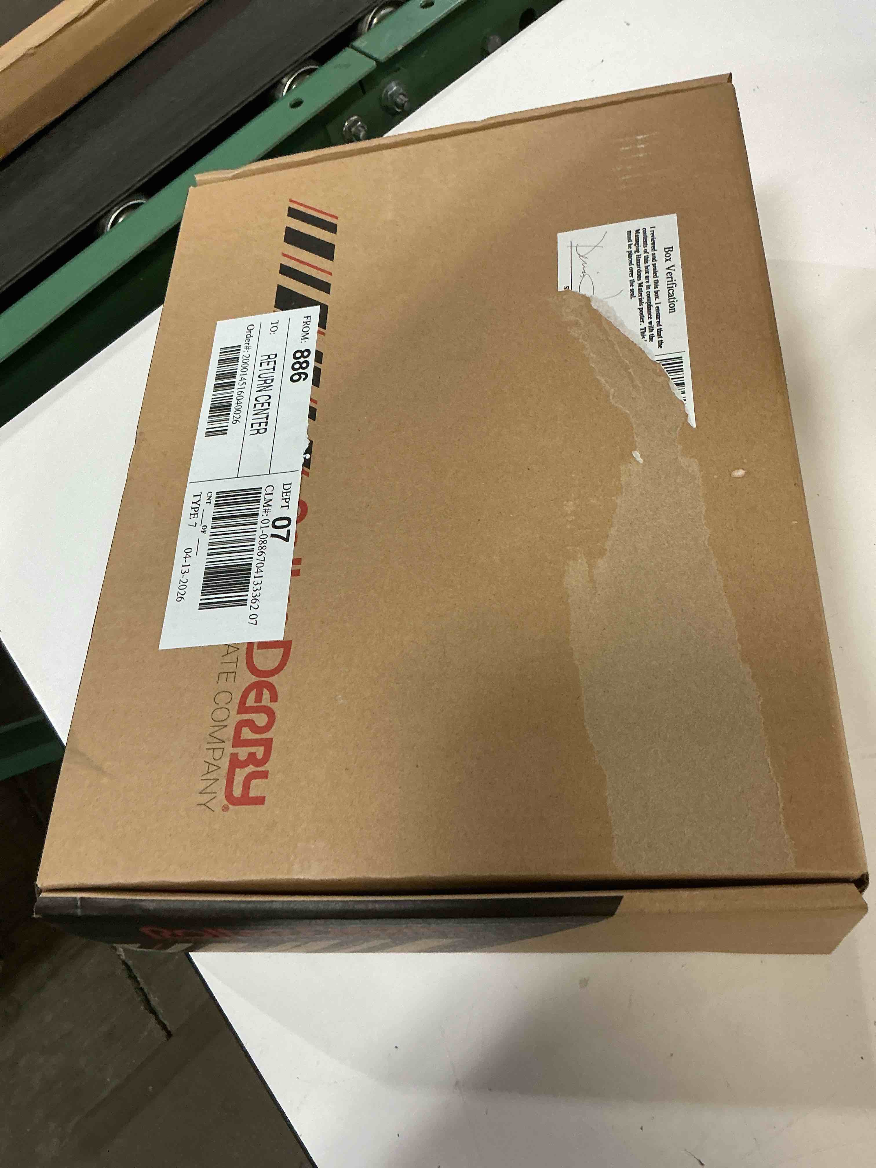 https://s3.amazonaws.com/lotting-images-prod/bidfta/PPE5090430_1777649131051.jpeg