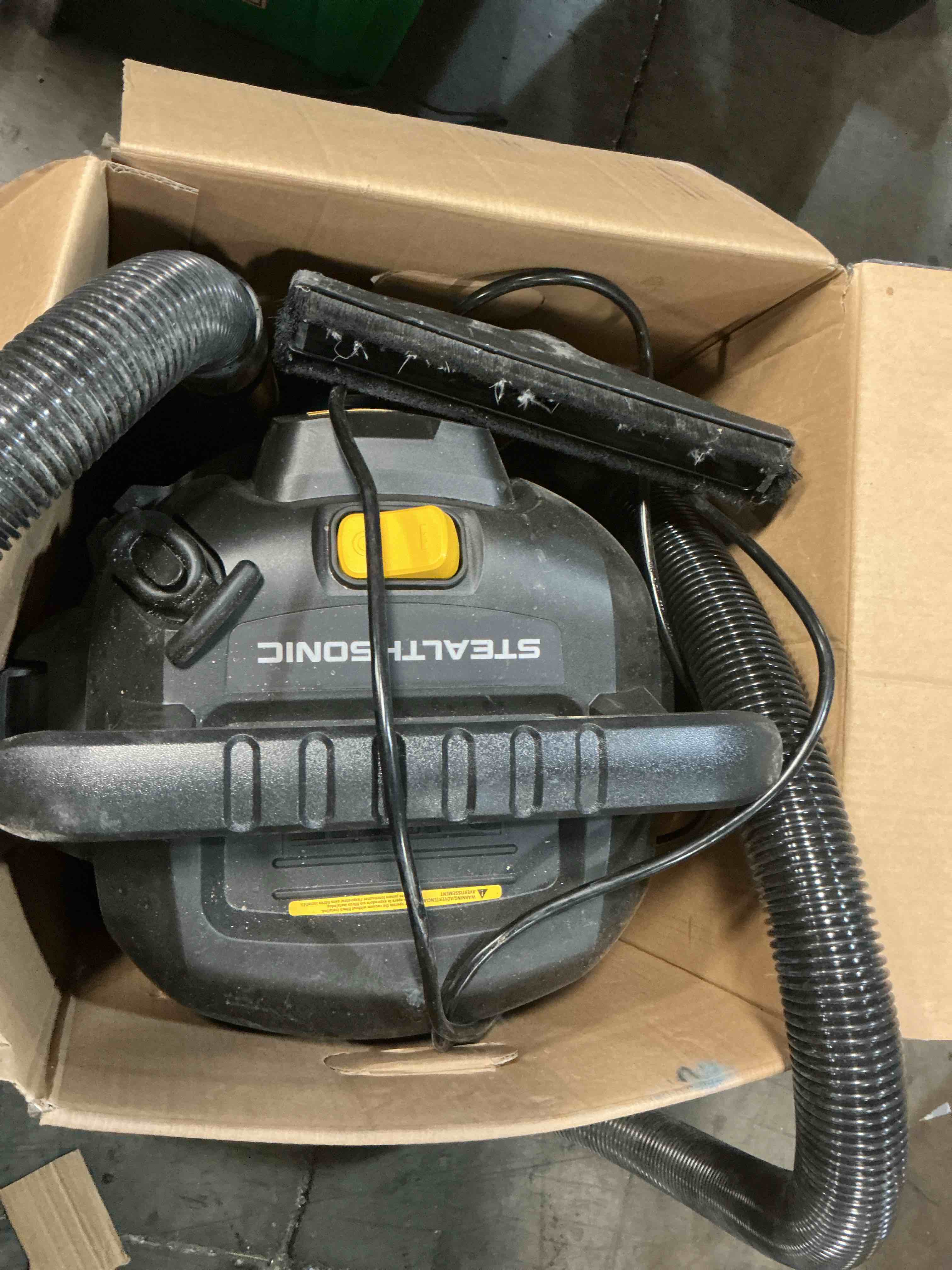 https://s3.amazonaws.com/lotting-images-prod/bidfta/PPE5092088_1776537314234.jpeg