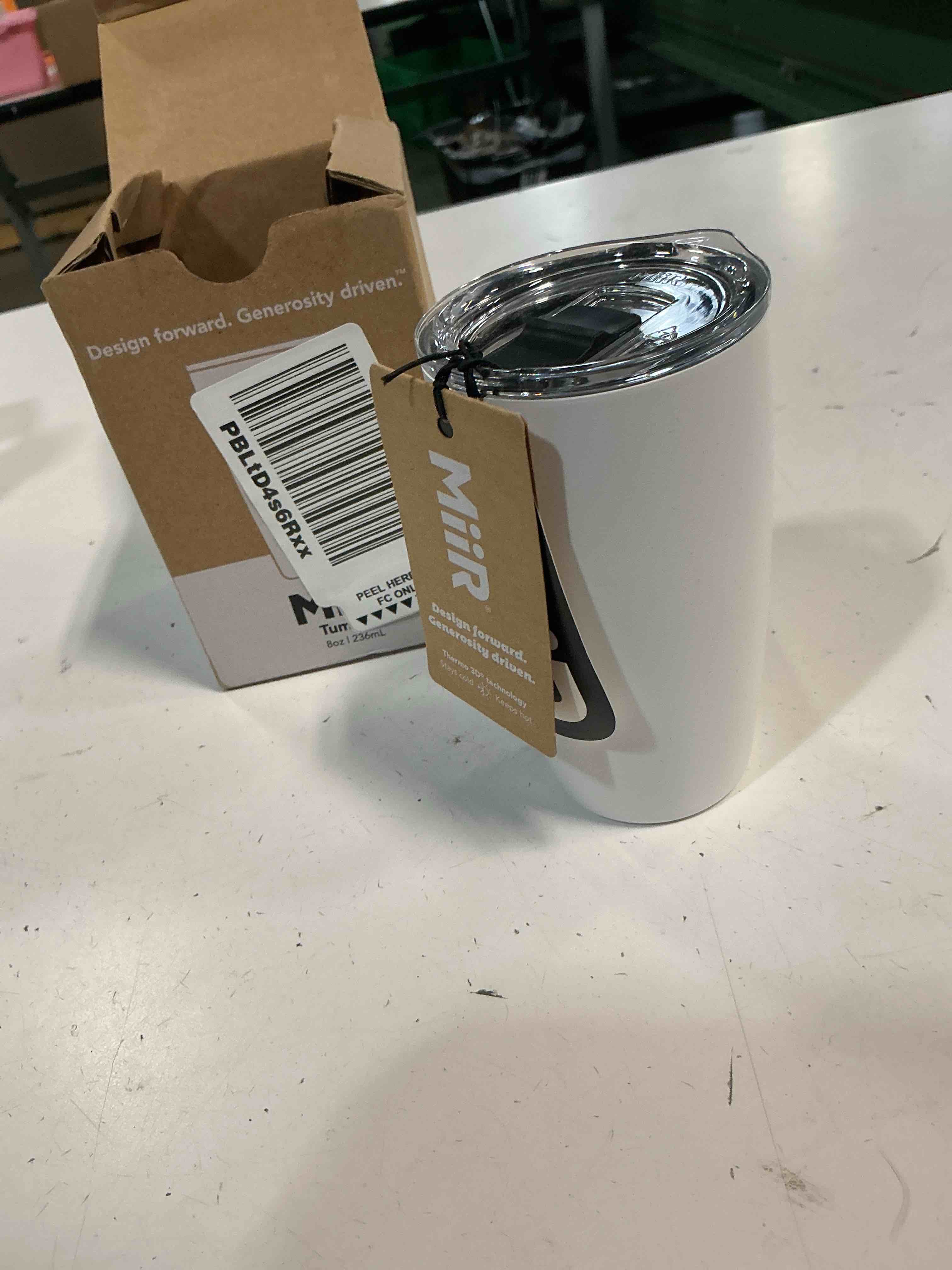 https://s3.amazonaws.com/lotting-images-prod/bidfta/PPE5093879_1777318153933.jpeg