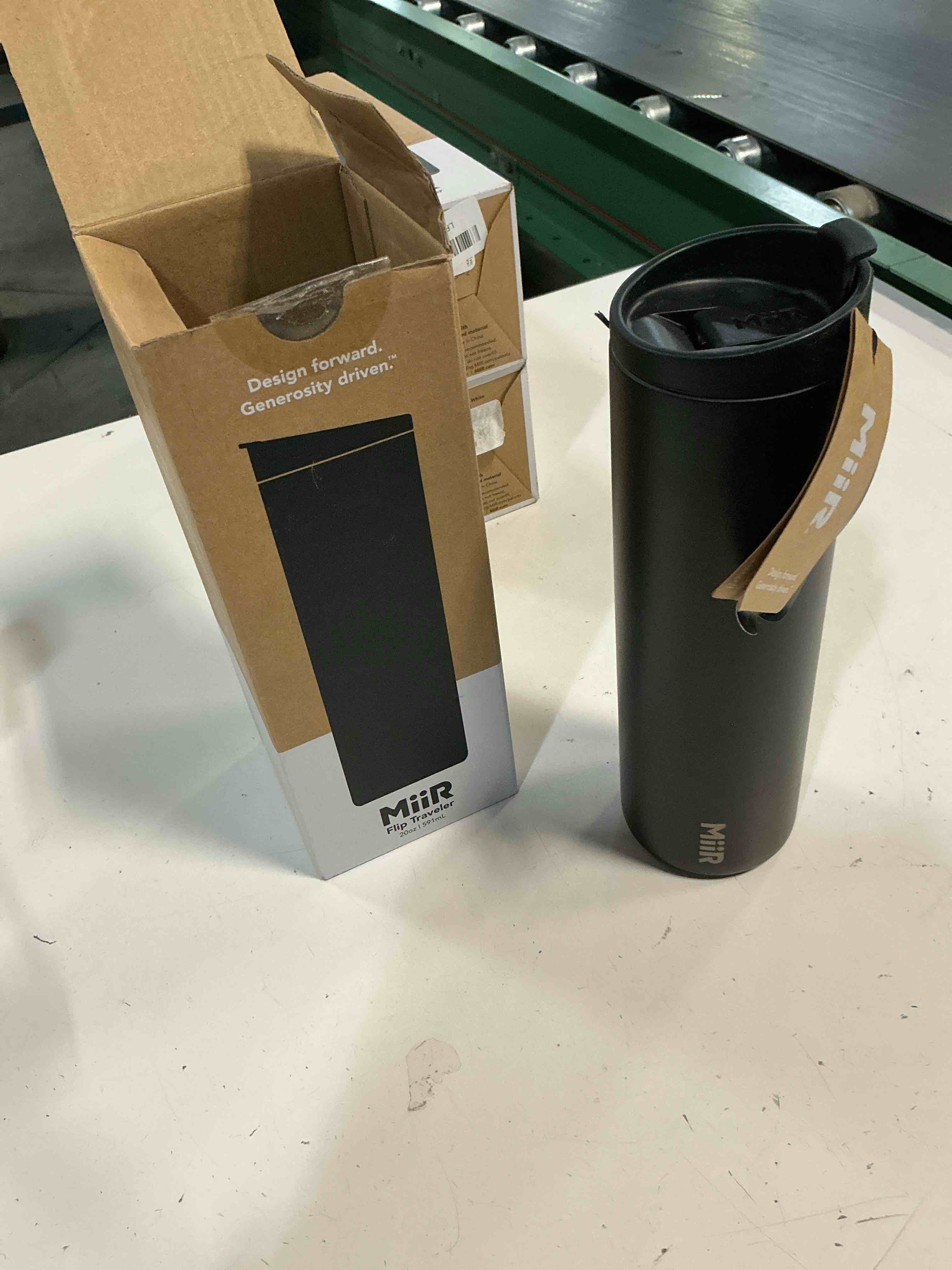 Condition photo showing New/Like New for miir flip traveler 20oz