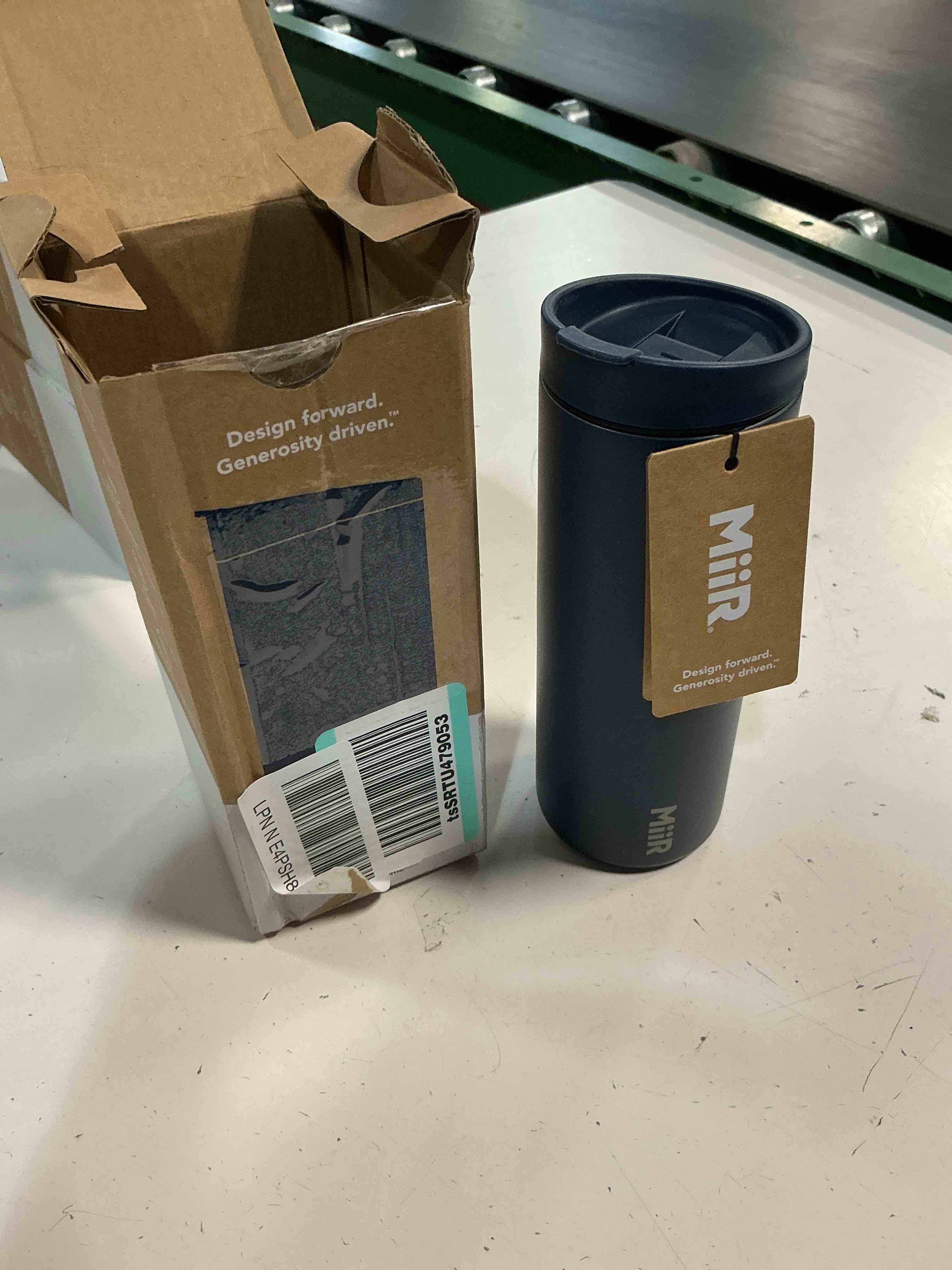 Condition photo showing New/Like New for miir flip traveler 16oz