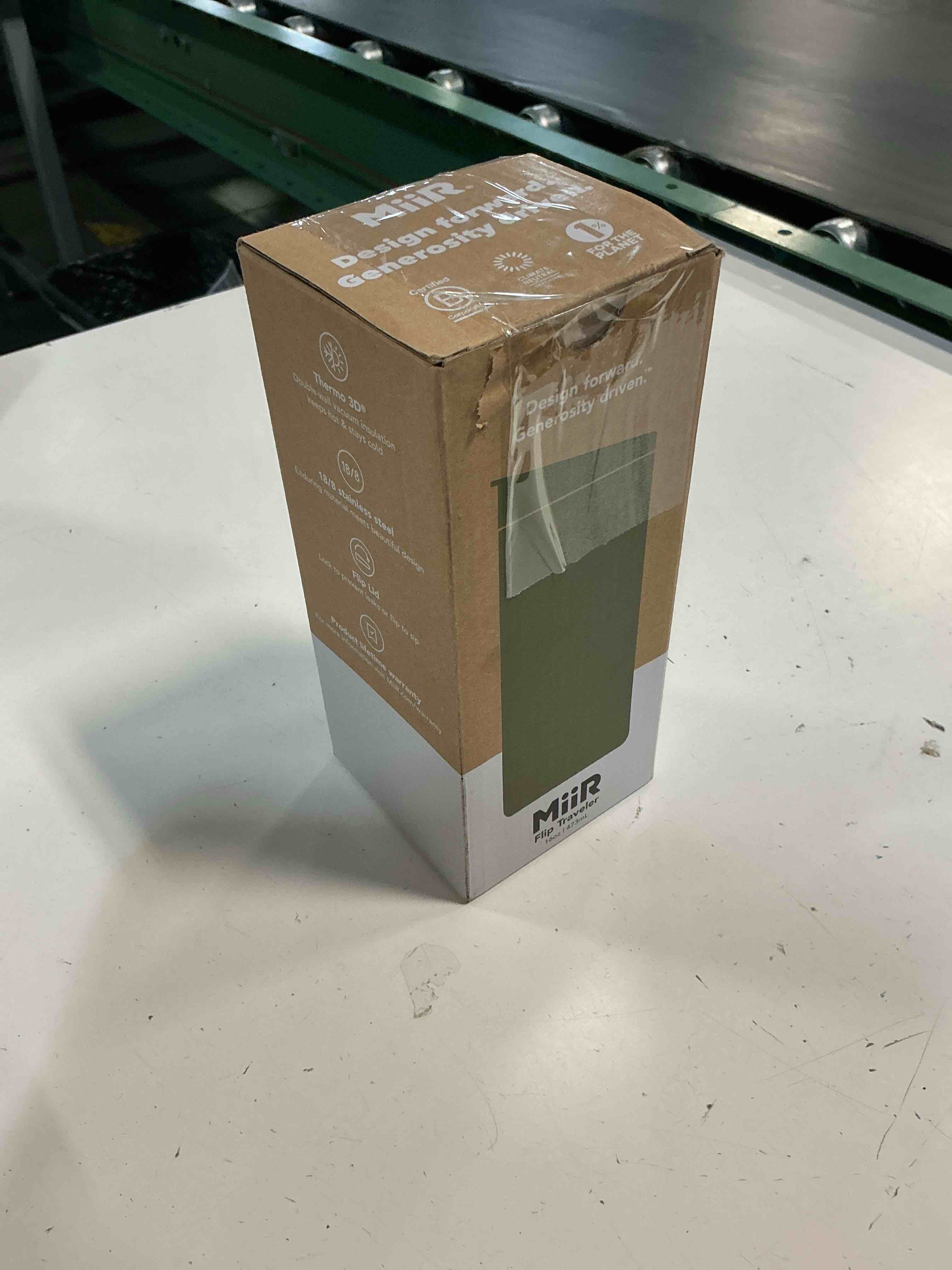 https://s3.amazonaws.com/lotting-images-prod/bidfta/PPE5093939_1777376780062.jpeg