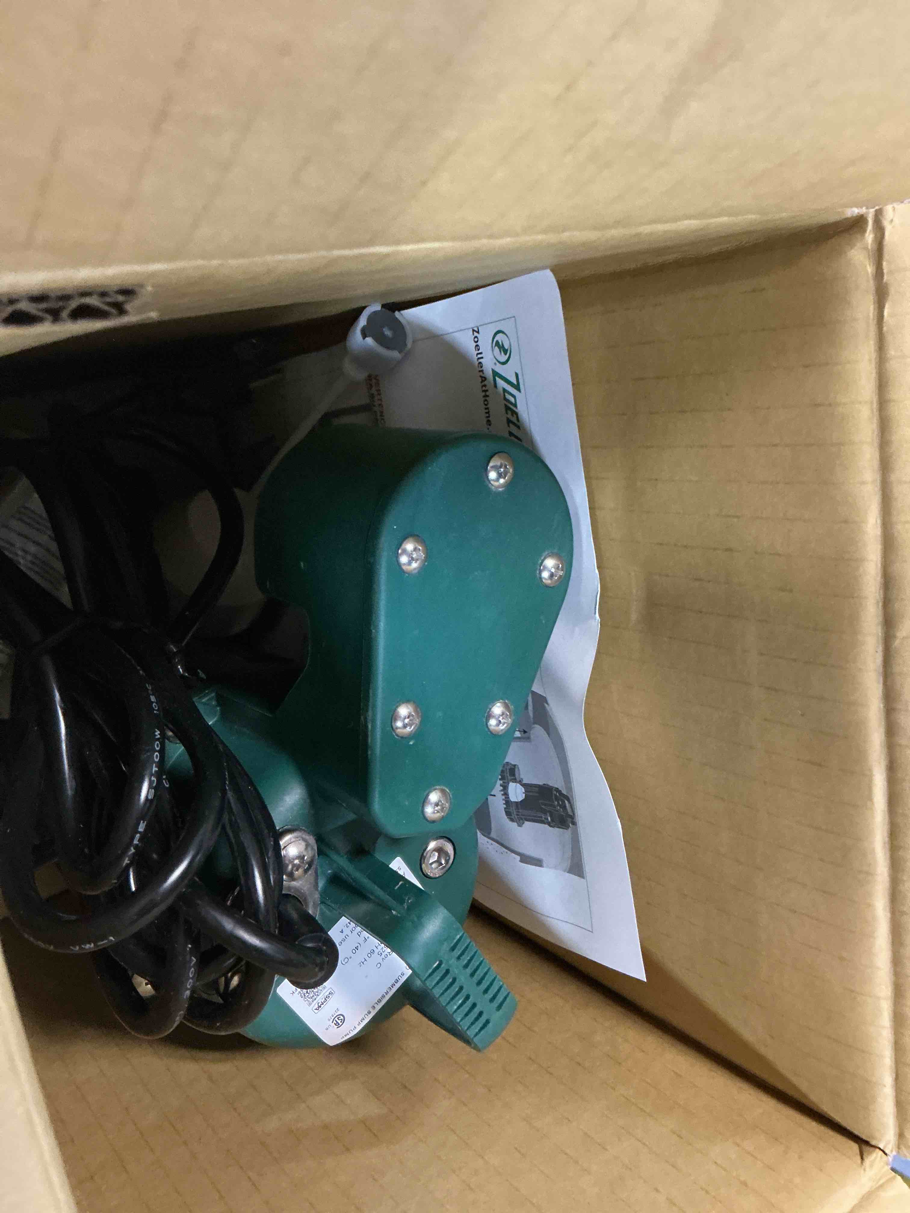 Condition photo showing Good Condition for zoeller 1/2 hp 115v cast iron submersible sump pump 60 gpm 1075-0001