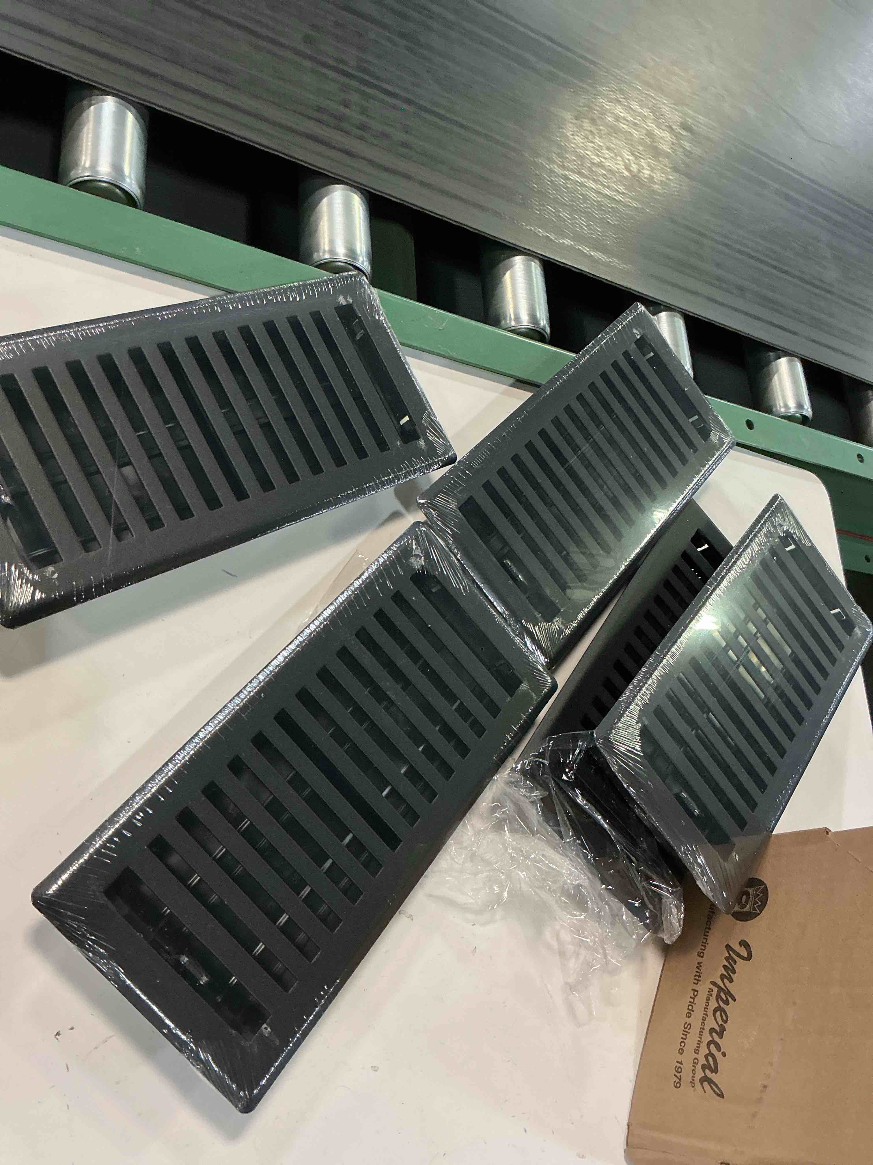 Condition photo showing Good Condition for allen + roth 4-in x 10-in maximum airflow steel graphite austin design floor register ( 5 pcs