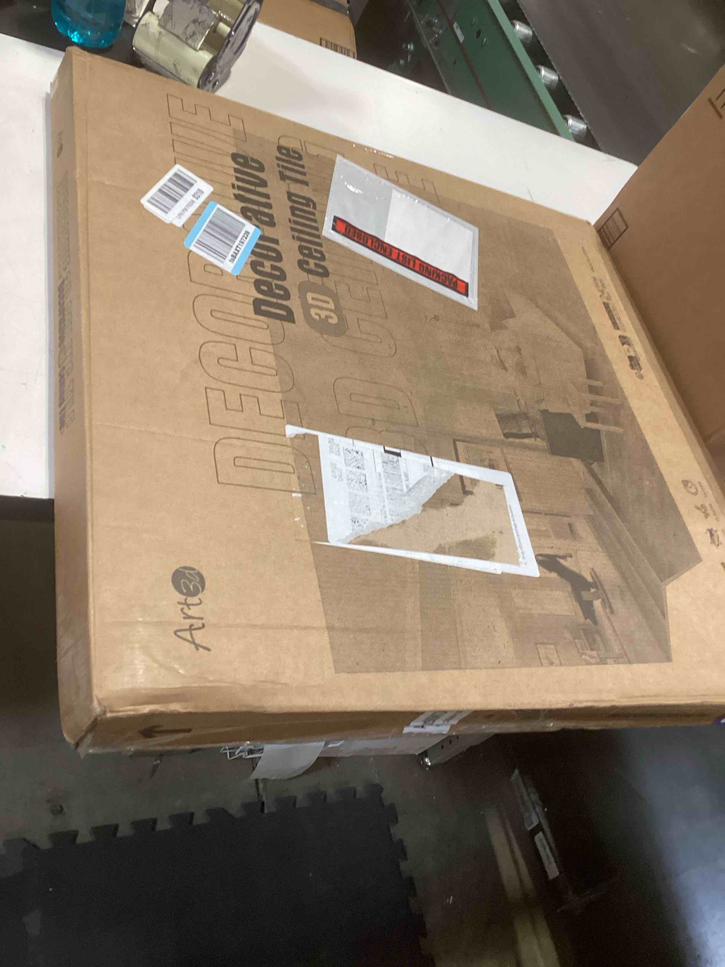 Condition photo showing Good Condition for art3d pvc ceiling tiles, 2'x2' plastic sheet in white (24-pack) 24"x24" white 1 24