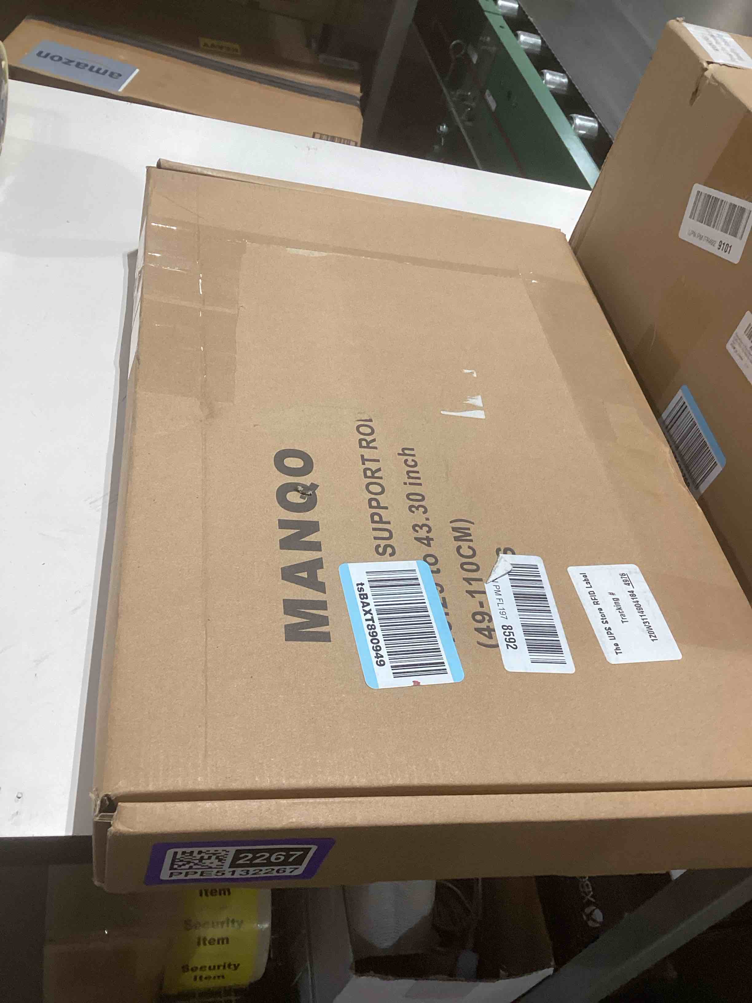 Condition photo showing Good Condition for kolvoii labor saving arm jack 2 pack, 10" height-adjustable all-metal hand lifting jack tool for furniture, door, window, cabinet and drywall installation large