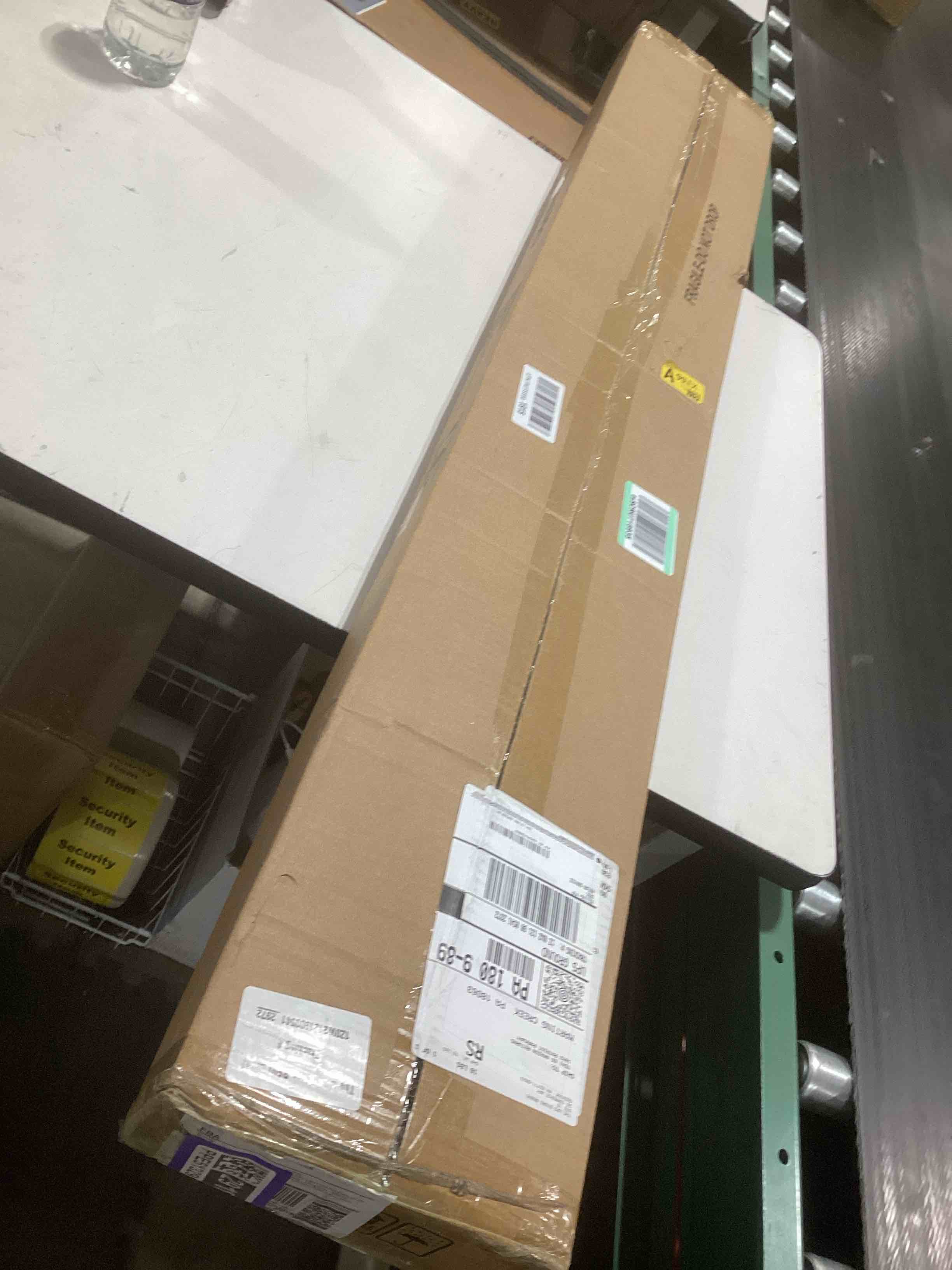 Condition photo showing Good Condition for workpro cabinet jack support pole, 54-114 inches steel telescopic quick support rod adjustable 3rd hand support system with 154 lbs capacity for cabinet jack, drywall jack& cargo bars, 2-pack 54"-114" 2pc