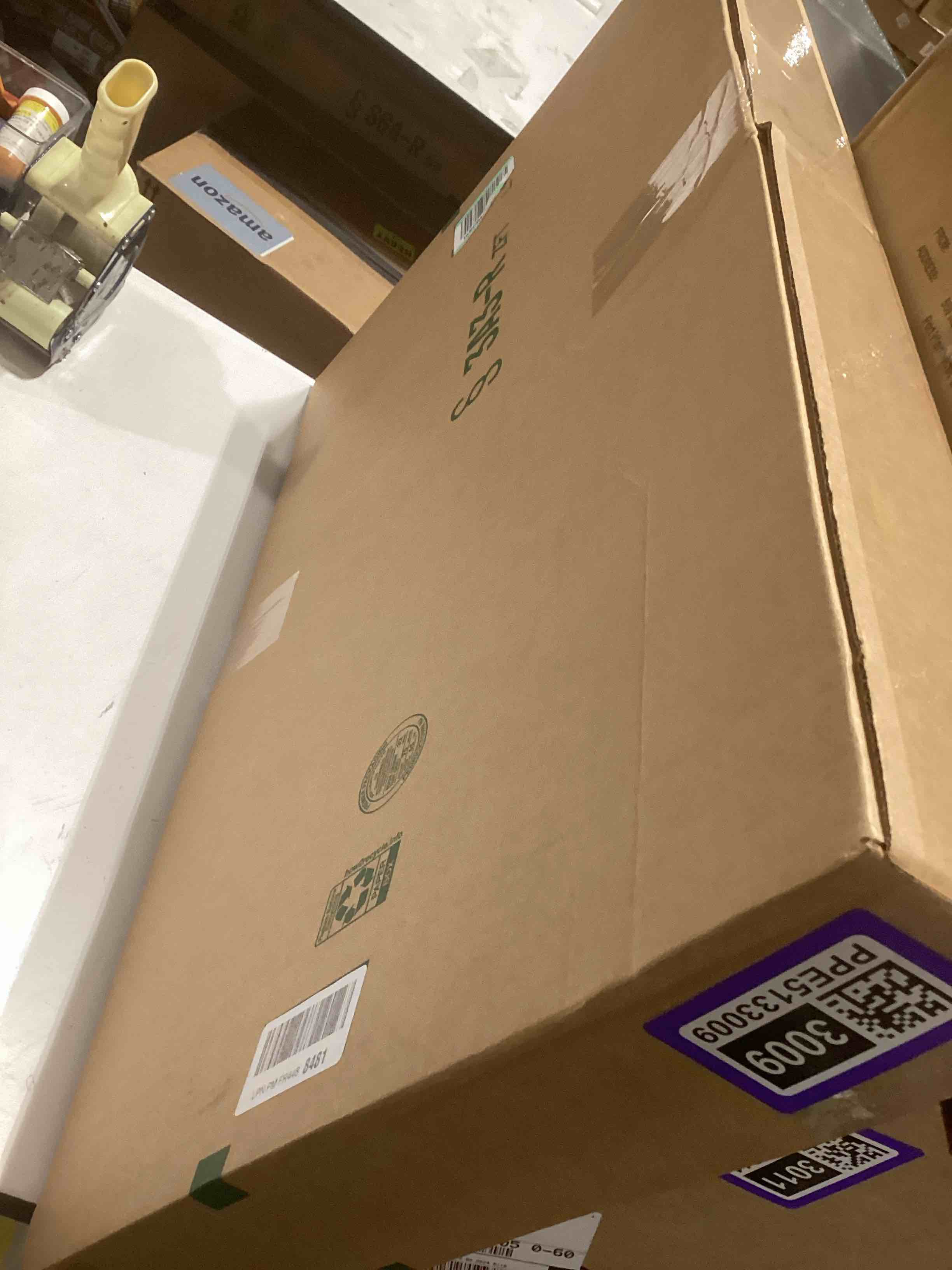 Condition photo showing Good Condition for new star foodservice 50295 restaurant-grade wooden pizza peel, 16" l x 14" w plate, with 10" l wooden handle, 24" overall length 24"l x 14"w